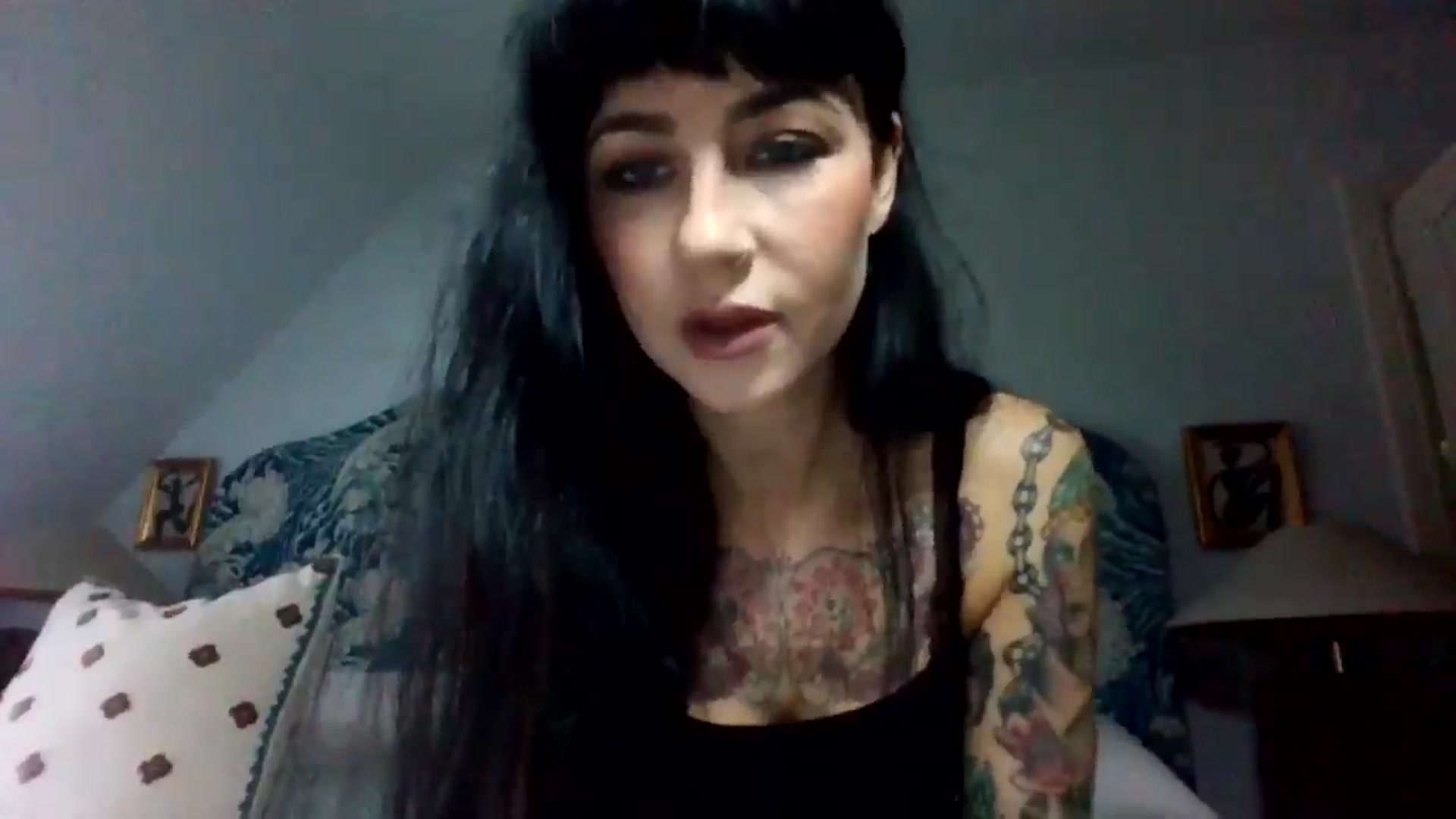 Gallery image thumbnail from MargotMills_'s myfreecams stream on, 09/26/2025, 14:24 image 2 of 20