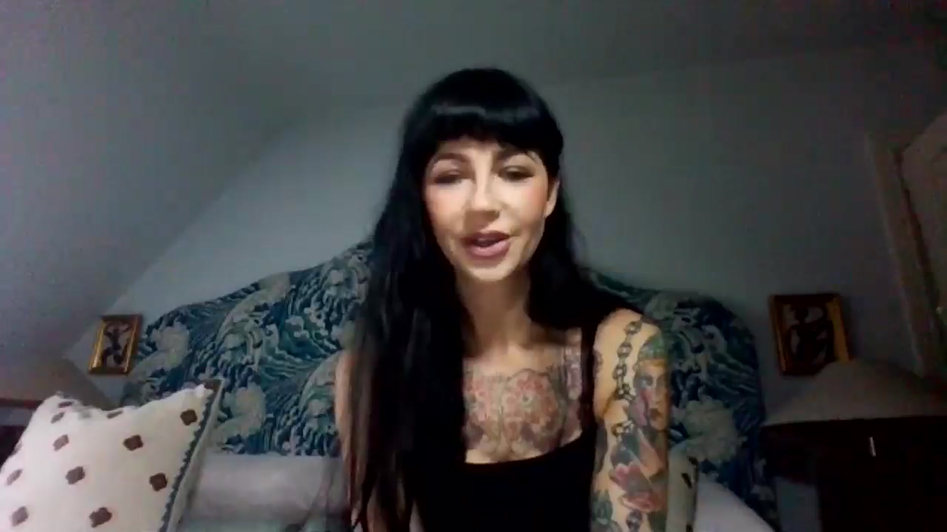 Gallery image thumbnail from MargotMills_'s myfreecams stream on, 09/26/2025, 14:24 image 7 of 20