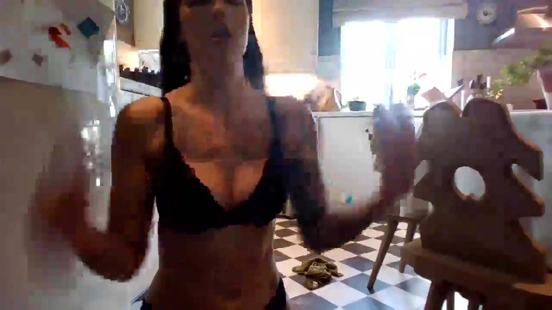 Gallery image thumbnail from MargotMills_'s myfreecams stream on, 09/27/2025, 16:08 image 11 of 20