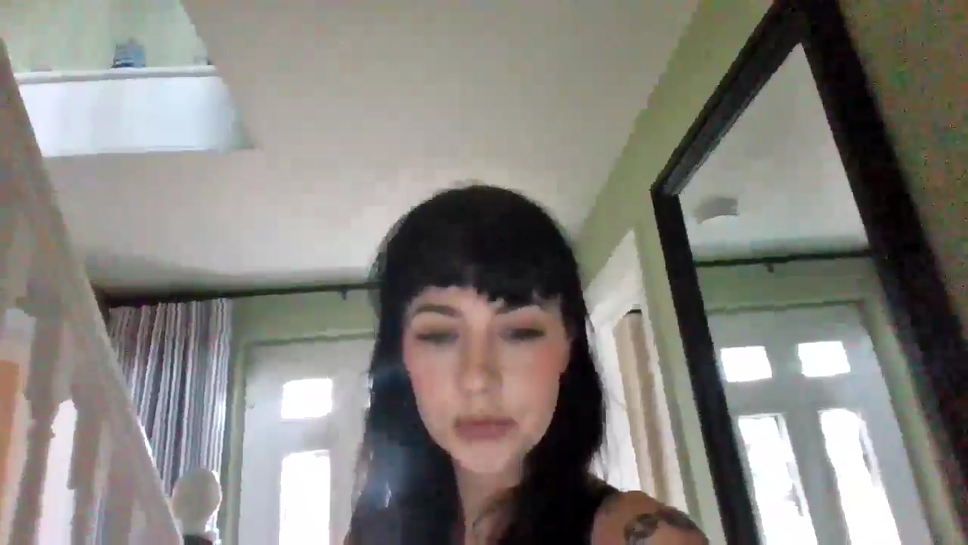 Gallery image thumbnail from MargotMills_'s myfreecams stream on, 09/27/2025, 16:08 image 12 of 20