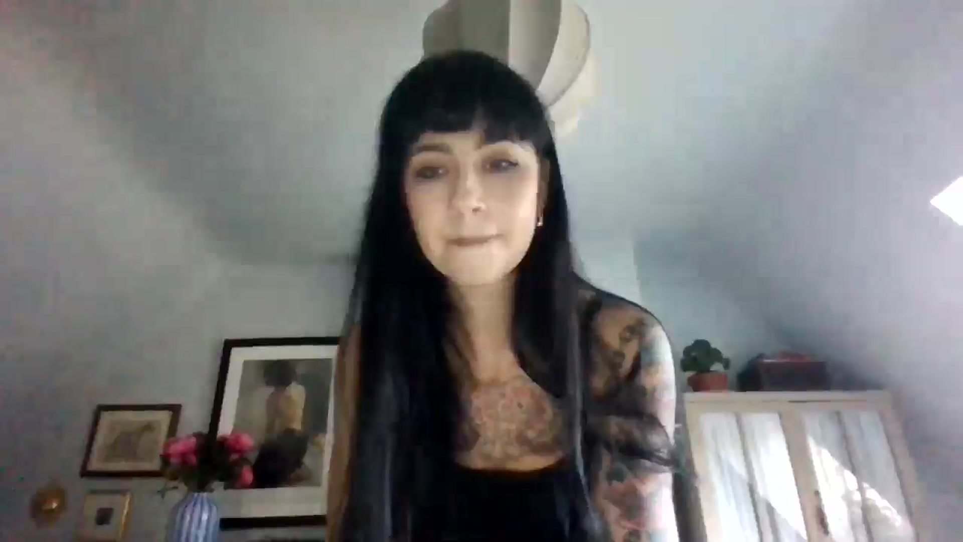 Gallery image thumbnail from MargotMills_'s myfreecams stream on, 09/28/2025, 16:01 image 19 of 20