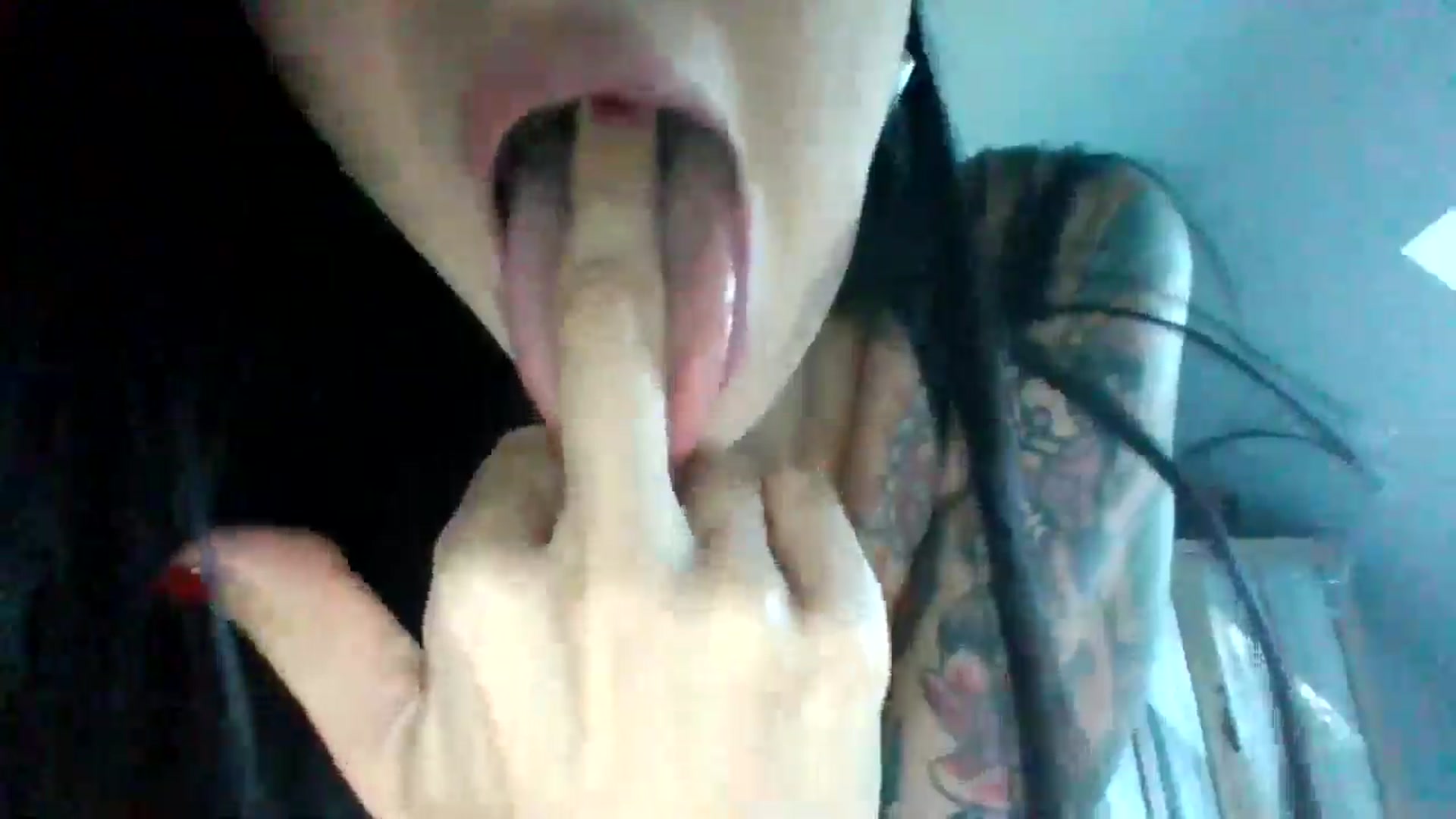 Gallery image thumbnail from MargotMills_'s myfreecams stream on, 09/28/2025, 16:01 image 13 of 20