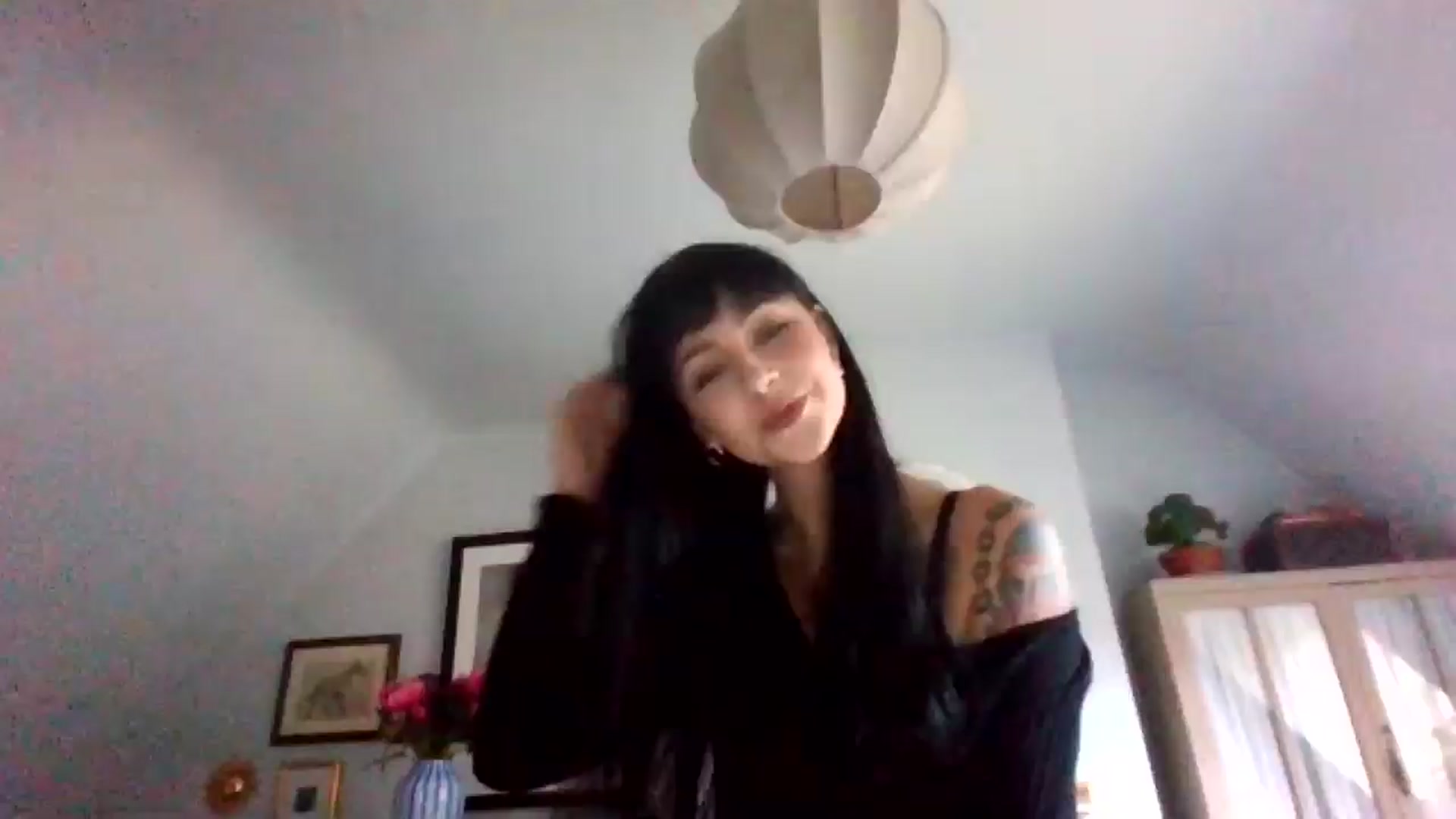 Gallery image thumbnail from MargotMills_'s myfreecams stream on, 09/28/2025, 16:01 image 1 of 20