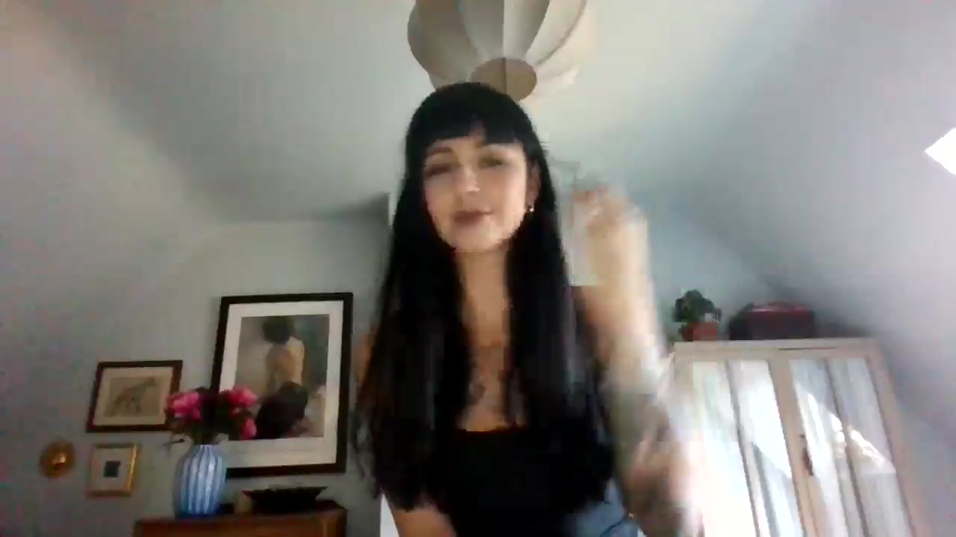 Gallery image thumbnail from MargotMills_'s myfreecams stream on, 09/28/2025, 16:01 image 8 of 20