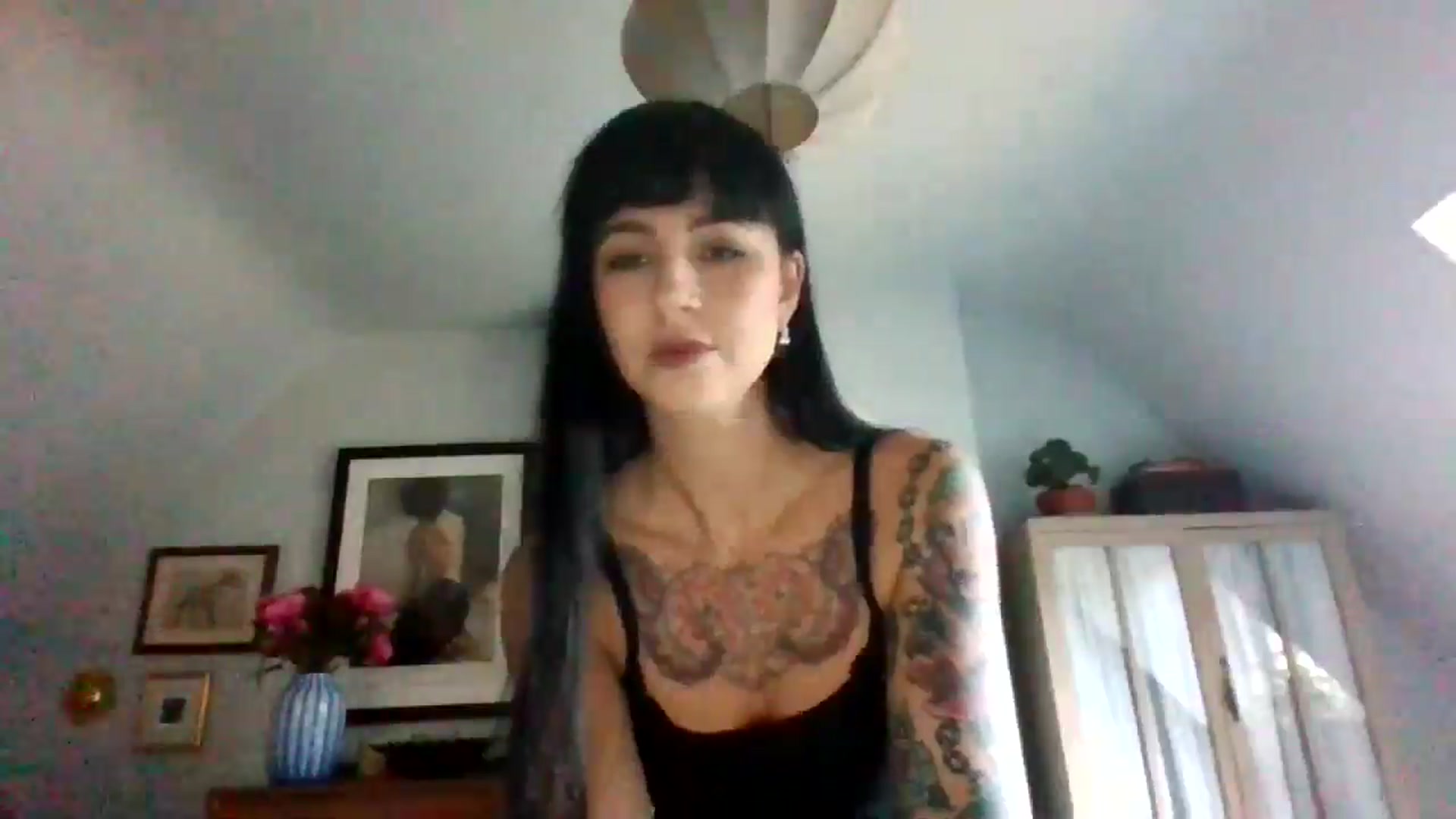 Gallery image thumbnail from MargotMills_'s myfreecams stream on, 09/28/2025, 16:01 image 7 of 20