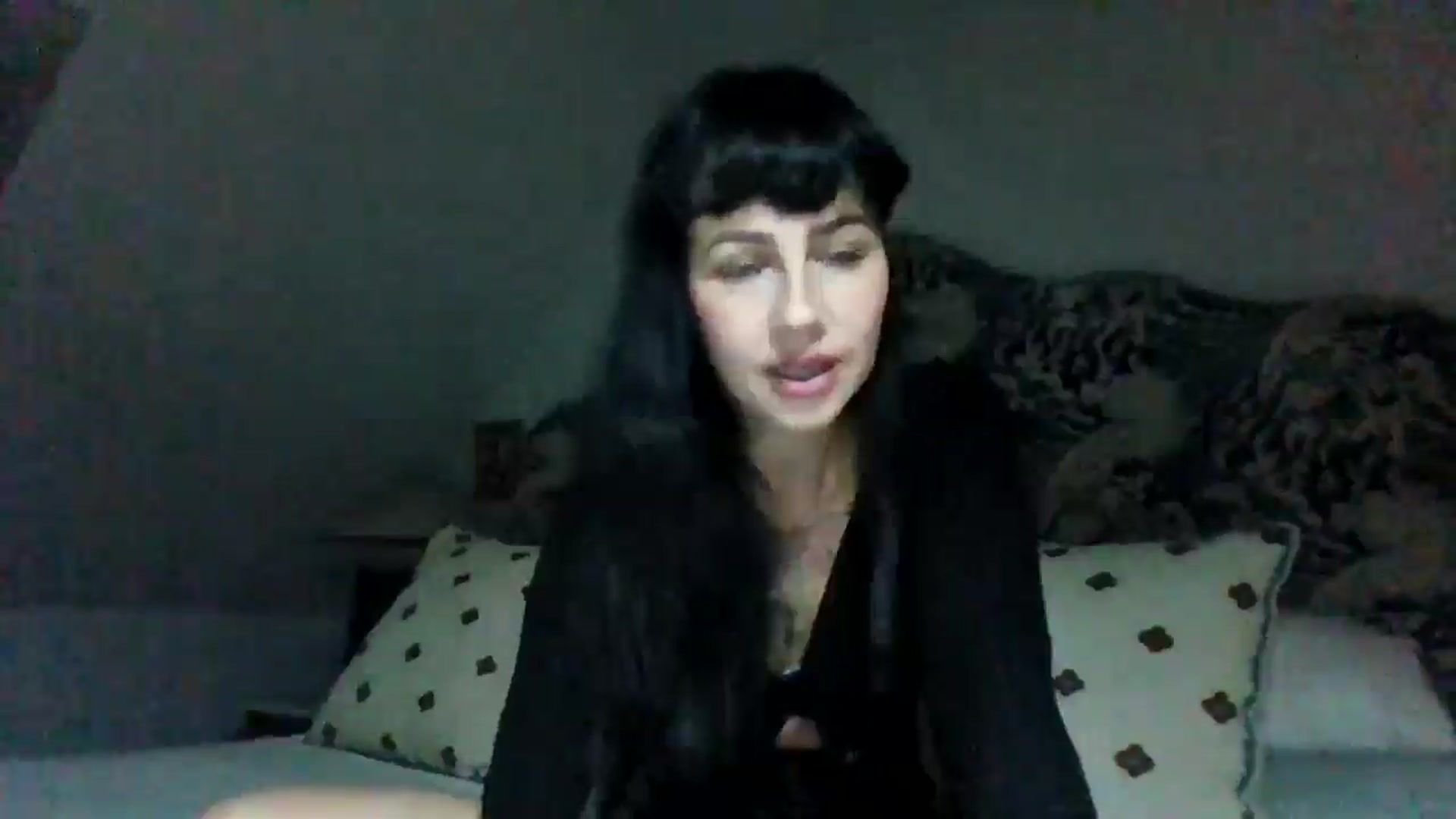 Gallery image thumbnail from MargotMills_'s myfreecams stream on, 09/29/2025, 20:40 image 17 of 20