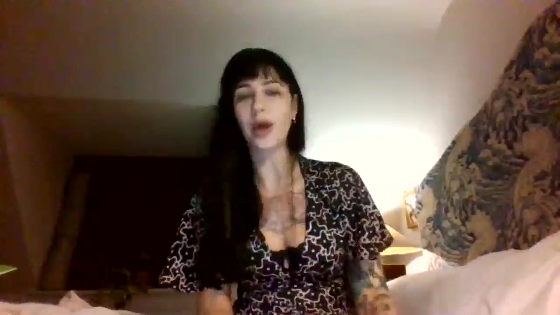 Gallery image thumbnail from MargotMills_'s myfreecams stream on, 10/02/2025, 21:49 image 13 of 20