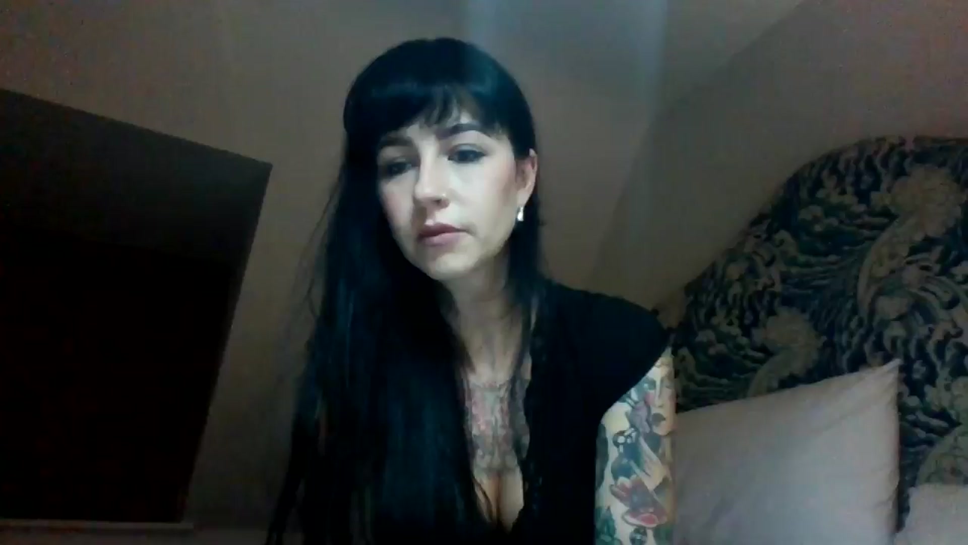 Gallery image thumbnail from MargotMills_'s myfreecams stream on, 10/11/2025, 22:29 image 10 of 20