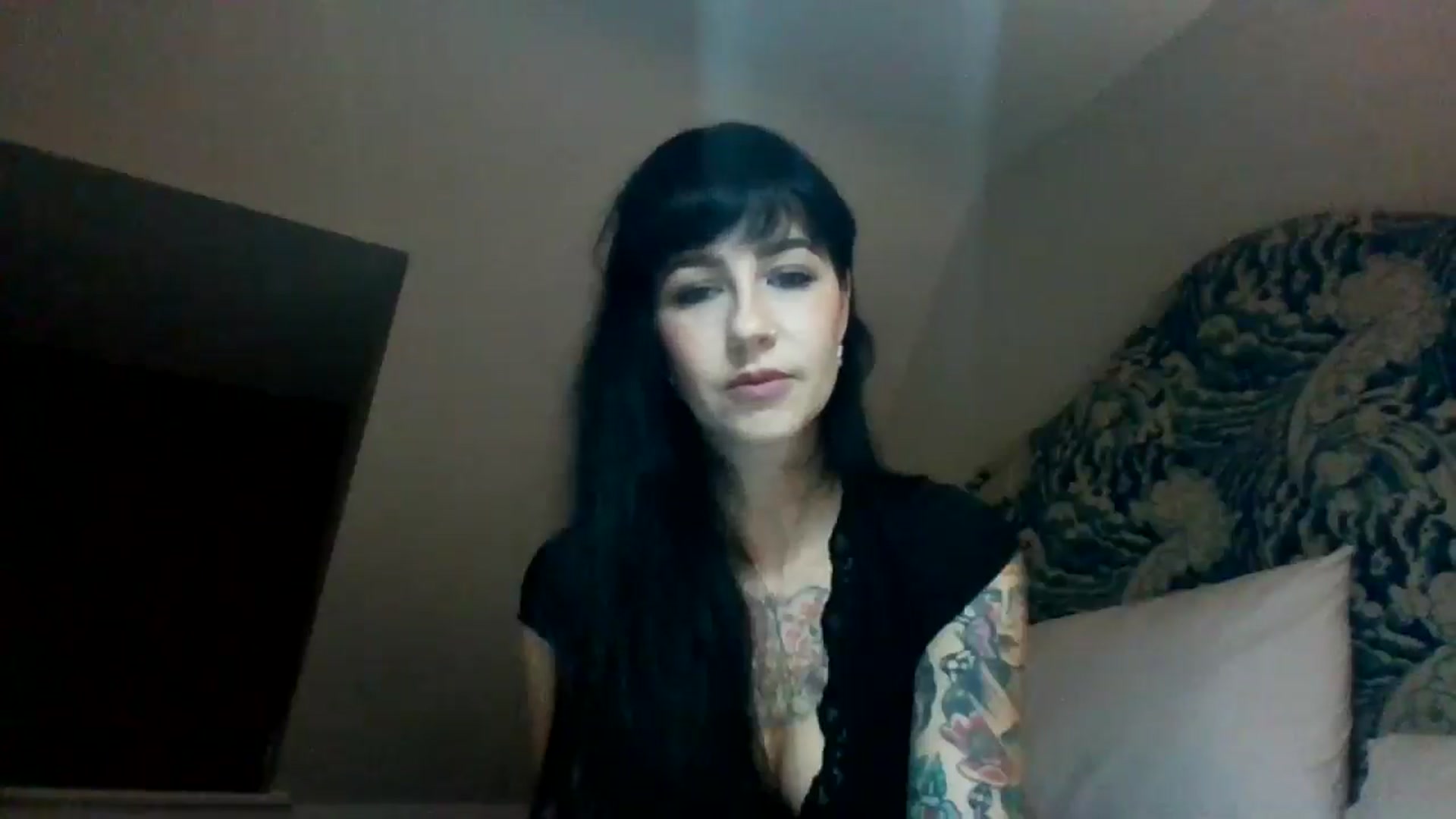 Gallery image thumbnail from MargotMills_'s myfreecams stream on, 10/11/2025, 22:29 image 20 of 20