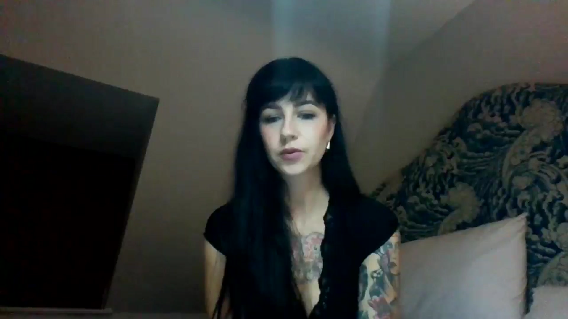 Gallery image thumbnail from MargotMills_'s myfreecams stream on, 10/11/2025, 23:03 image 7 of 20