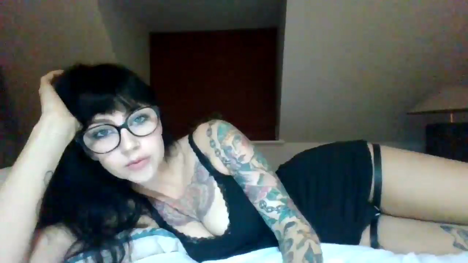 Gallery image thumbnail from MargotMills_'s myfreecams stream on, 10/12/2025, 20:38 image 5 of 20