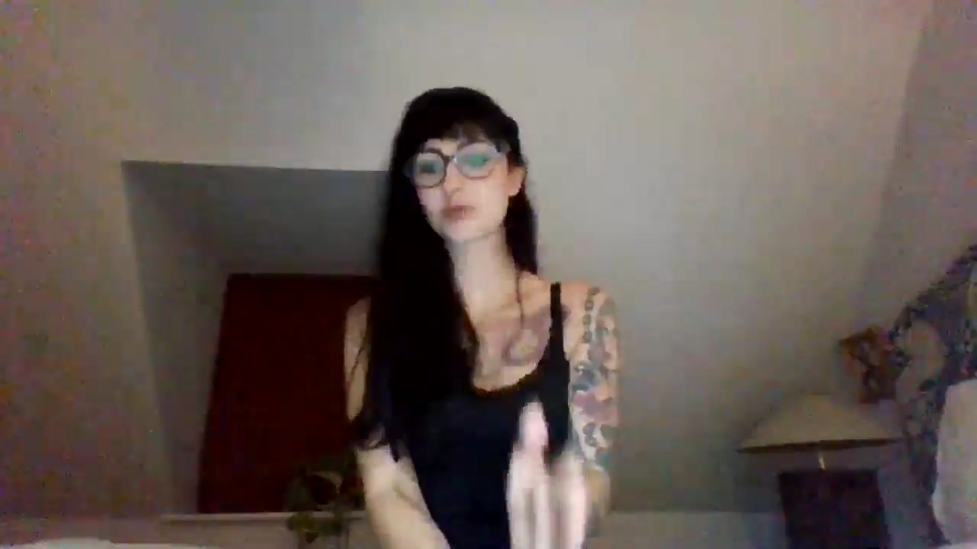 Gallery image thumbnail from MargotMills_'s myfreecams stream on, 10/12/2025, 20:56 image 16 of 20