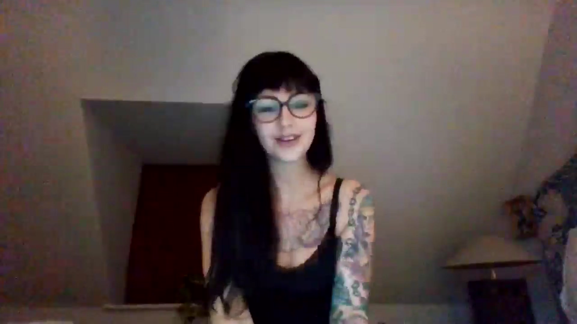 Gallery image thumbnail from MargotMills_'s myfreecams stream on, 10/12/2025, 21:56 image 2 of 20