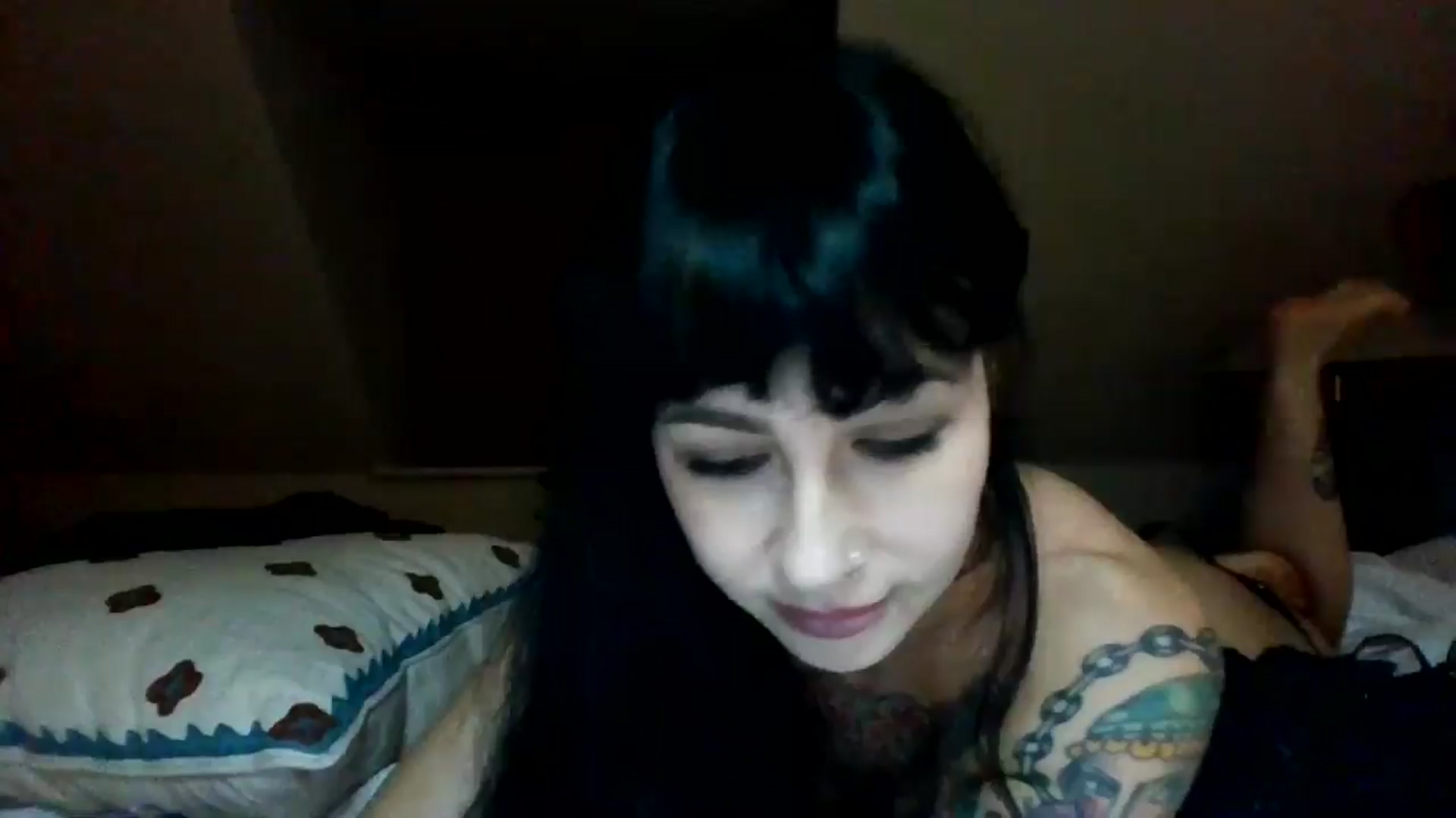 Gallery image thumbnail from MargotMills_'s myfreecams stream on, 10/12/2025, 21:56 image 18 of 20
