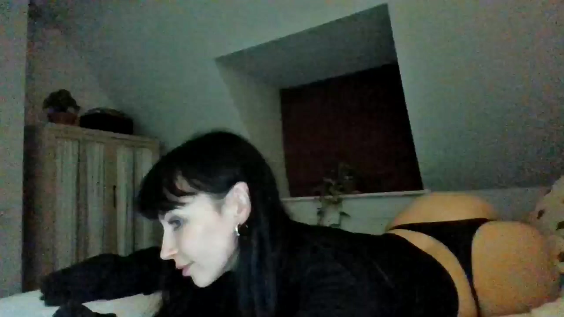 Gallery image thumbnail from MargotMills_'s myfreecams stream on, 10/21/2025, 21:11 image 1 of 20