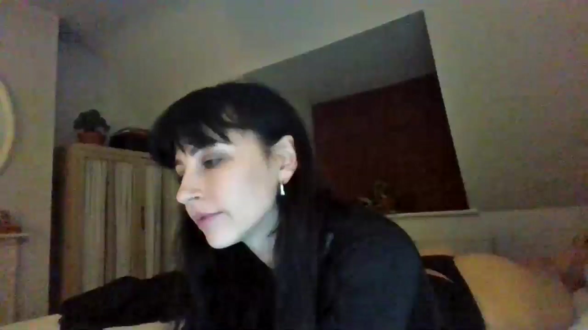 Gallery image thumbnail from MargotMills_'s myfreecams stream on, 10/21/2025, 21:11 image 16 of 20