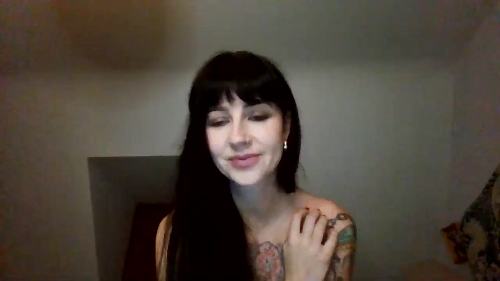 Gallery image thumbnail from MargotMills_'s myfreecams stream on, 10/26/2025, 23:07 image 14 of 20