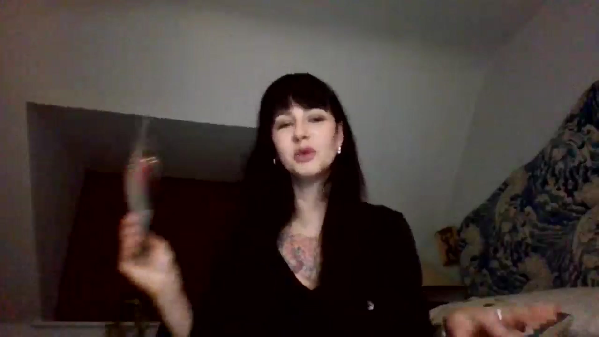 Gallery image thumbnail from MargotMills_'s myfreecams stream on, 10/26/2025, 23:07 image 2 of 20