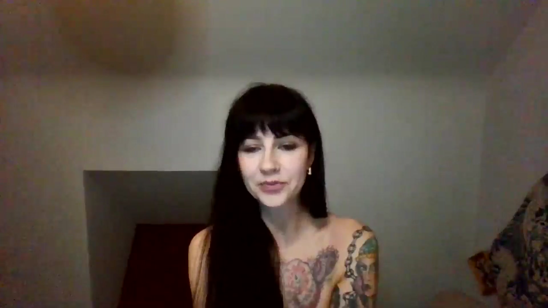 Gallery image thumbnail from MargotMills_'s myfreecams stream on, 10/26/2025, 23:07 image 15 of 20