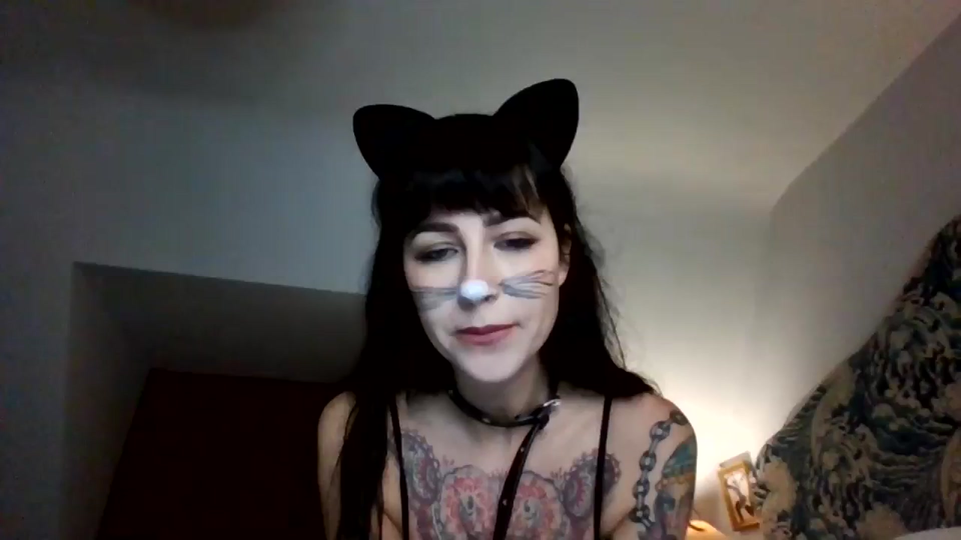Gallery image thumbnail from MargotMills_'s myfreecams stream on, 10/30/2025, 23:27 image 12 of 20