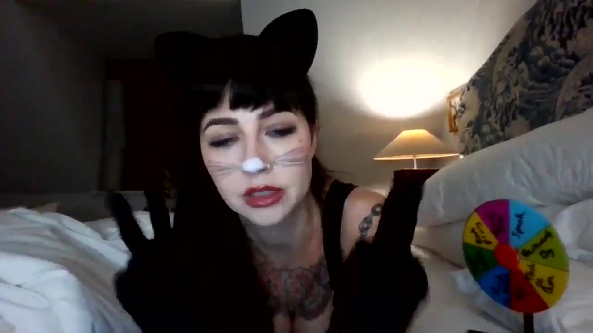 Gallery image thumbnail from MargotMills_'s myfreecams stream on, 10/31/2025, 22:42 image 17 of 20