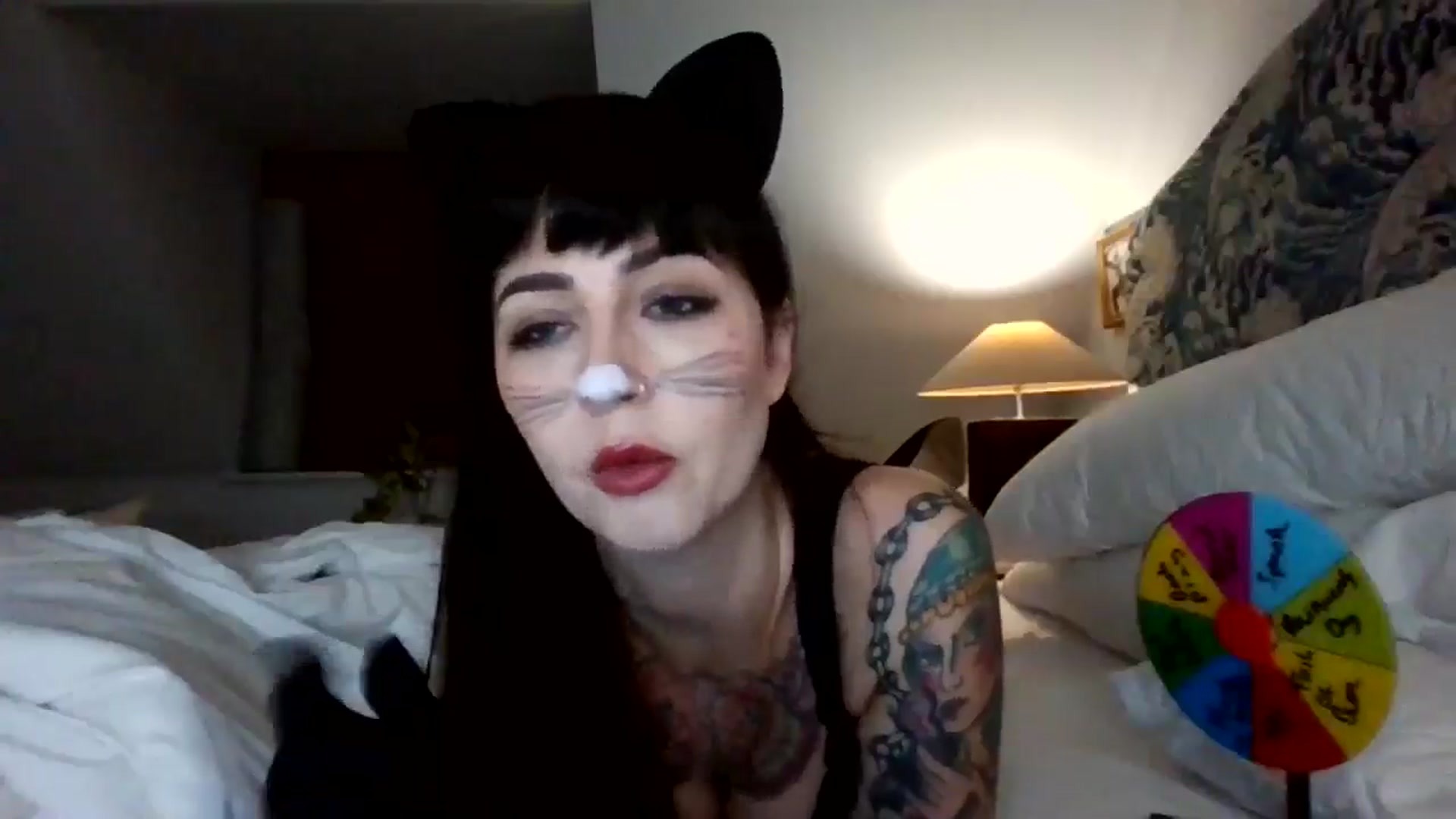 Gallery image thumbnail from MargotMills_'s myfreecams stream on, 10/31/2025, 22:42 image 16 of 20