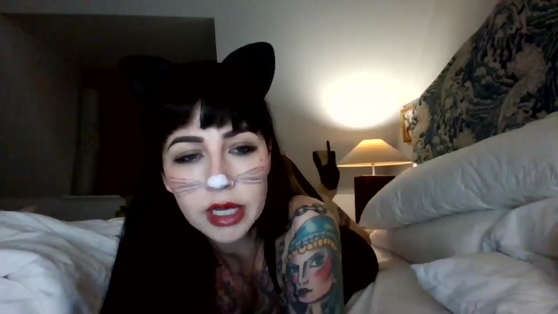 Gallery image thumbnail from MargotMills_'s myfreecams stream on, 10/31/2025, 22:42 image 4 of 20