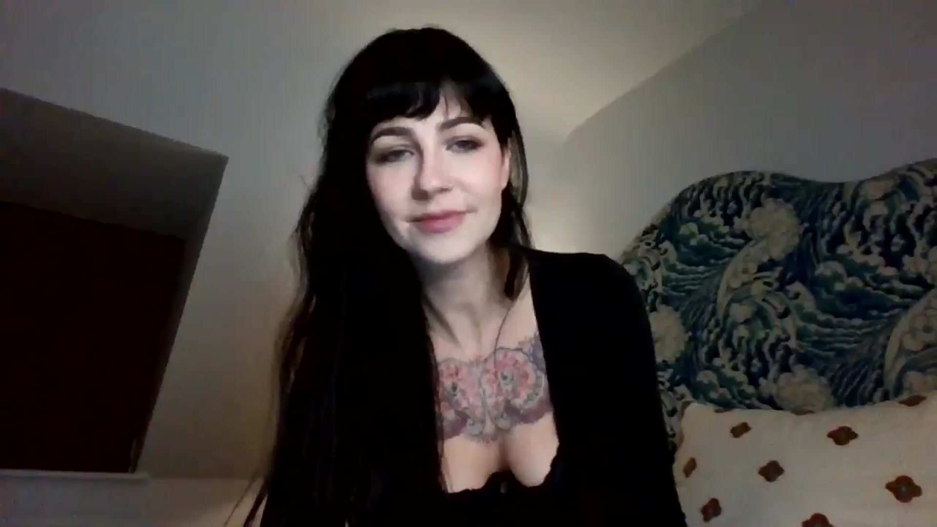Gallery image thumbnail from MargotMills_'s myfreecams stream on, 11/03/2025, 23:21 image 8 of 20