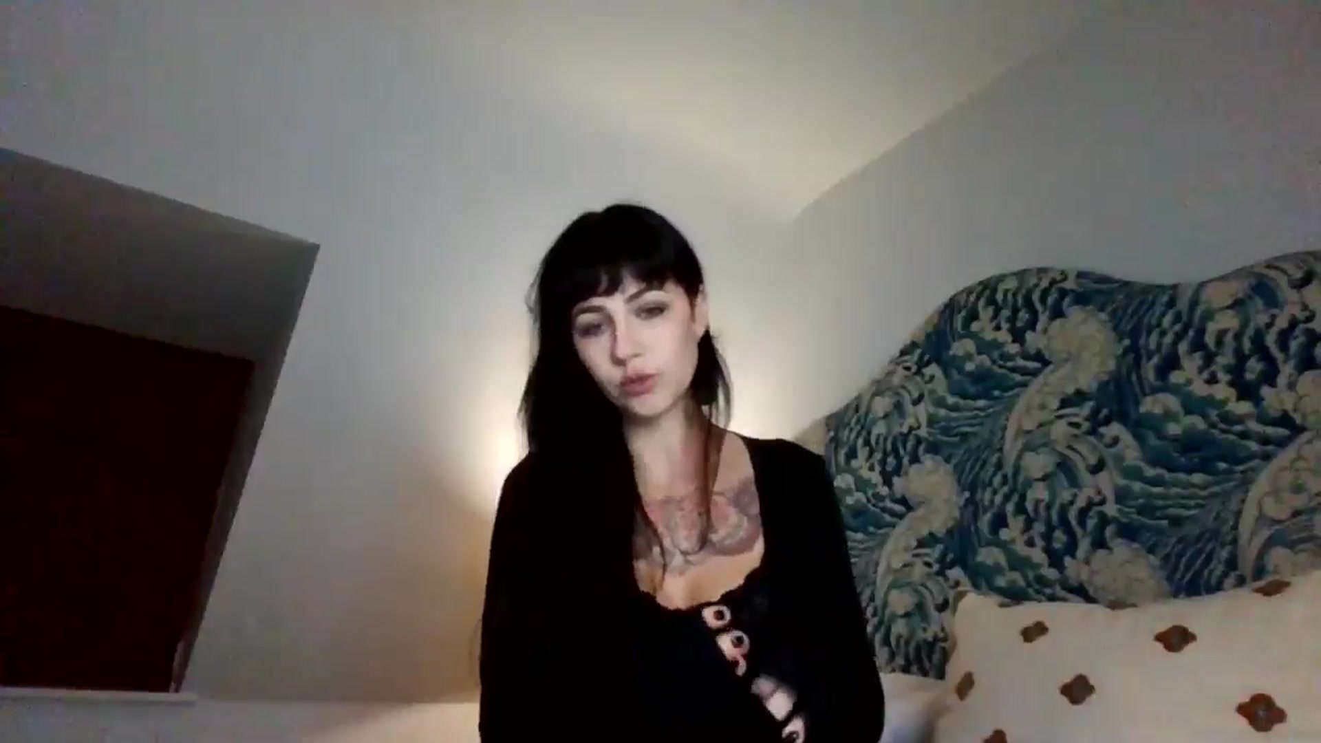 Gallery image thumbnail from MargotMills_'s myfreecams stream on, 11/03/2025, 23:21 image 12 of 20