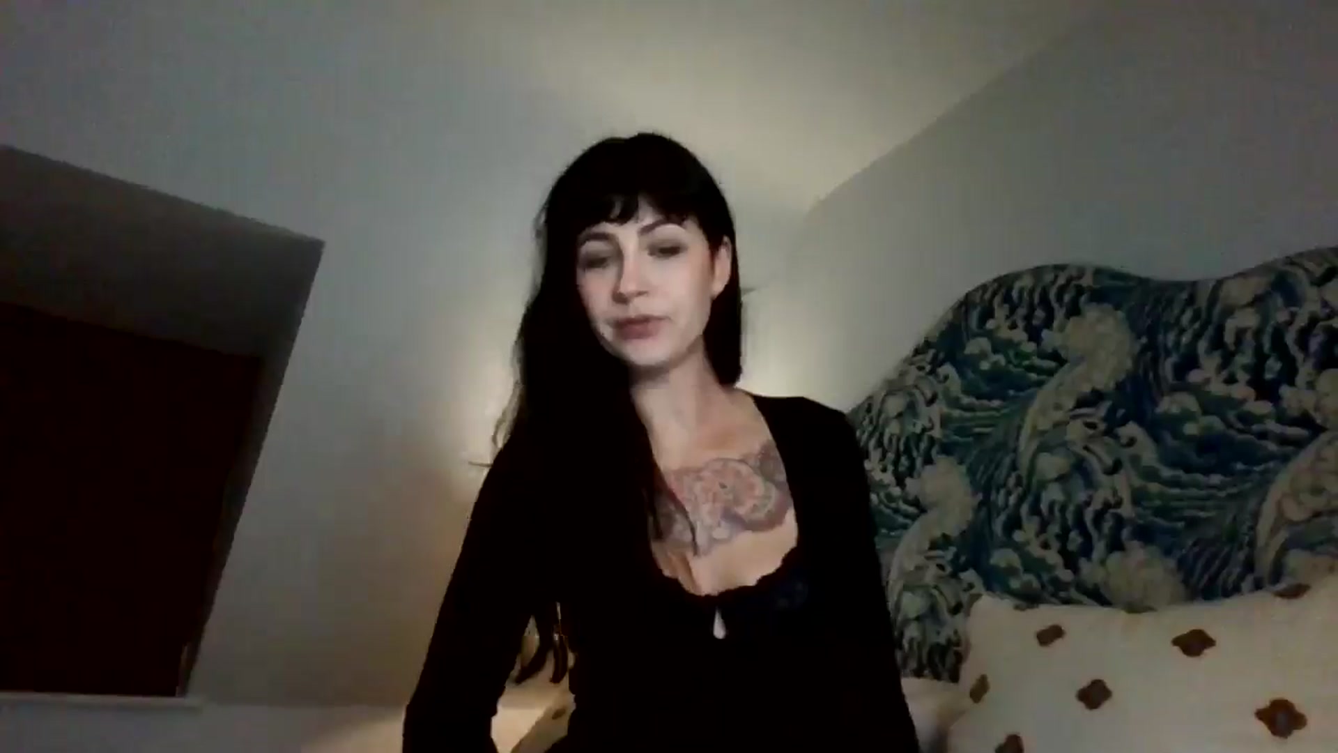 Gallery image thumbnail from MargotMills_'s myfreecams stream on, 11/03/2025, 23:21 image 13 of 20