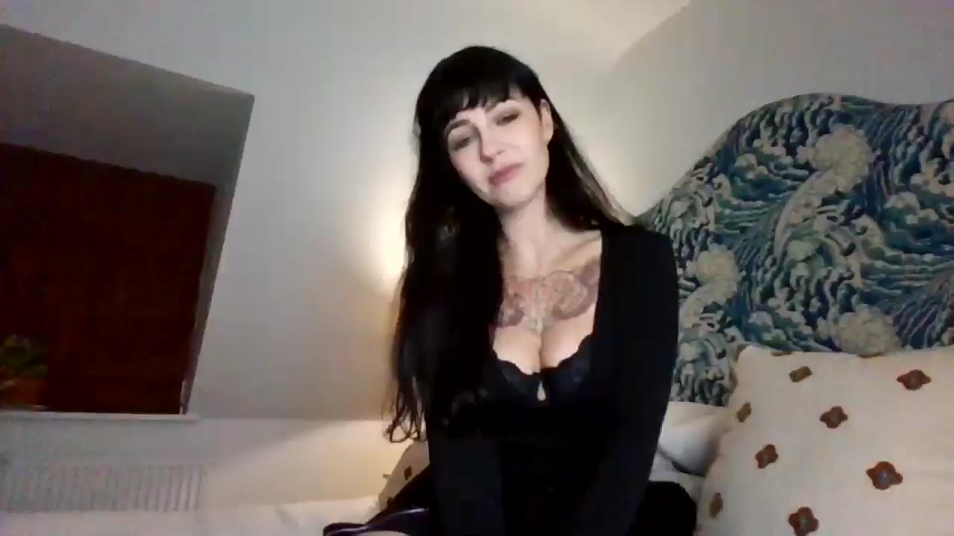 Gallery image thumbnail from MargotMills_'s myfreecams stream on, 11/03/2025, 23:21 image 4 of 20