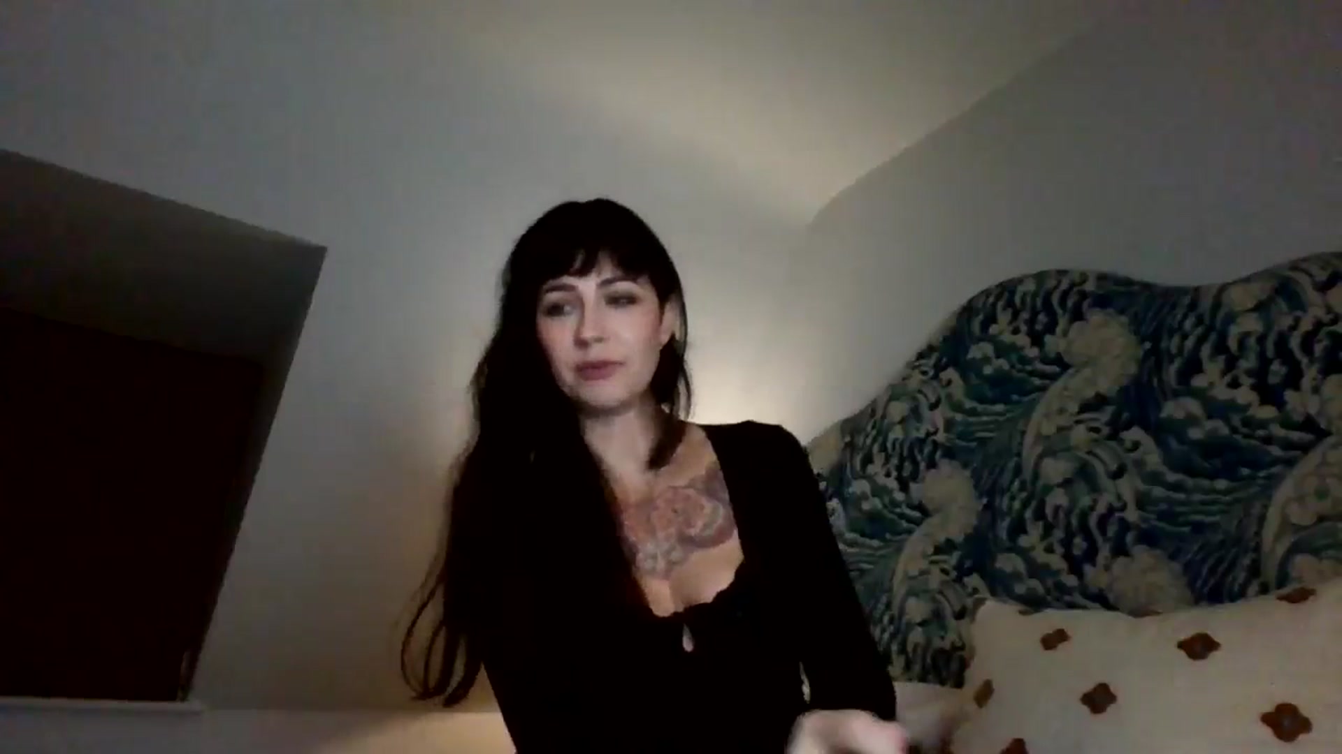 Gallery image thumbnail from MargotMills_'s myfreecams stream on, 11/03/2025, 23:21 image 9 of 20