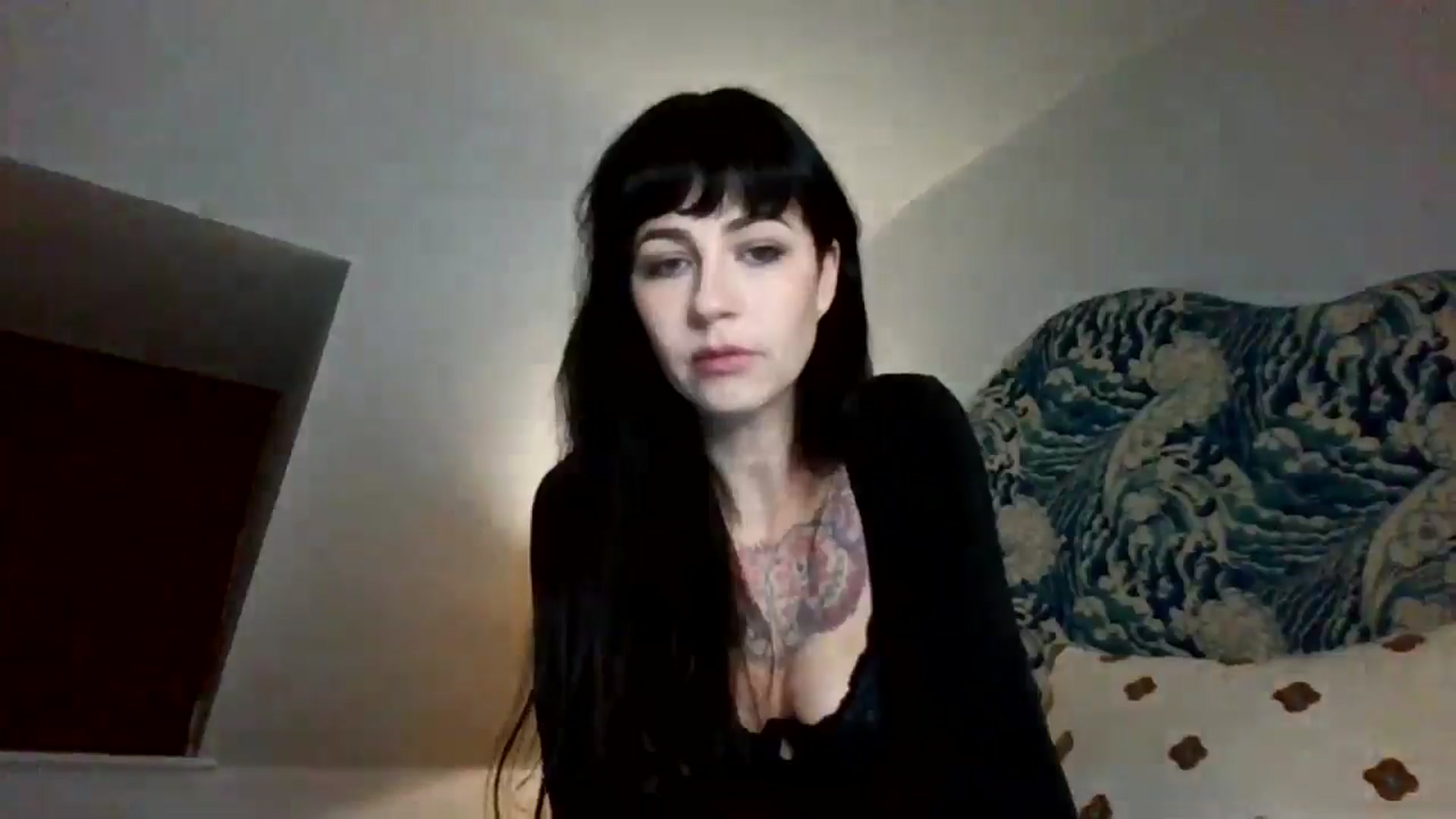 Gallery image thumbnail from MargotMills_'s myfreecams stream on, 11/03/2025, 23:21 image 17 of 20