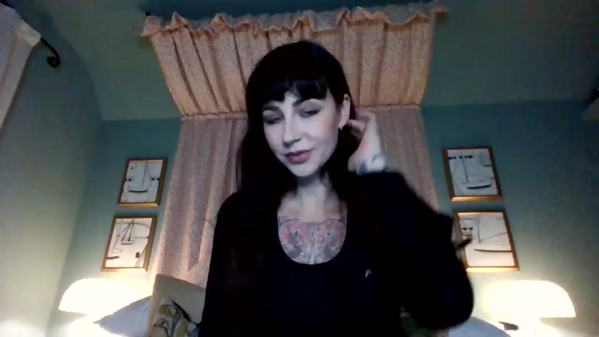 Gallery image thumbnail from MargotMills_'s myfreecams stream on, 11/06/2025, 22:12 image 20 of 20