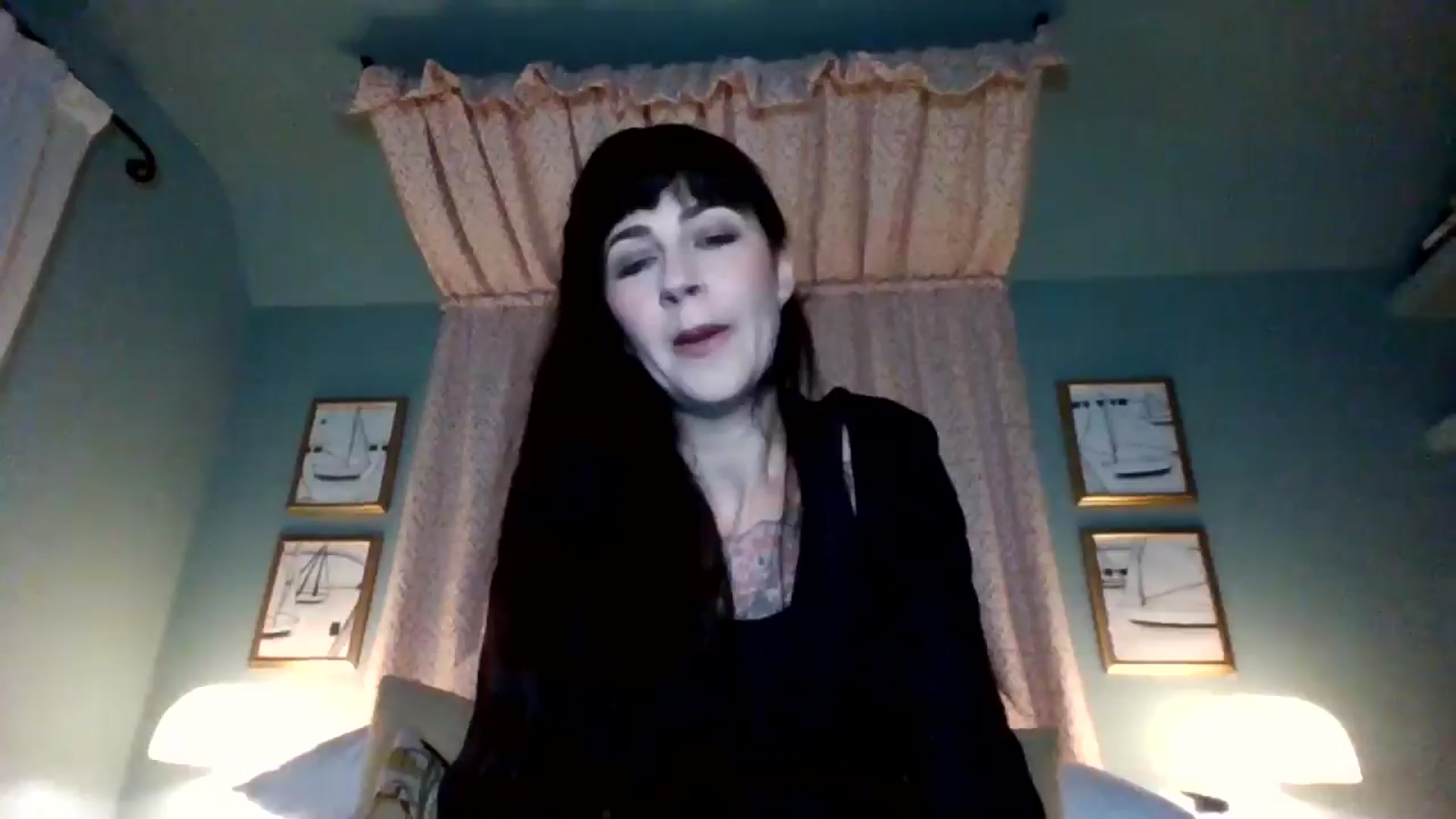 Gallery image thumbnail from MargotMills_'s myfreecams stream on, 11/06/2025, 22:27 image 14 of 20