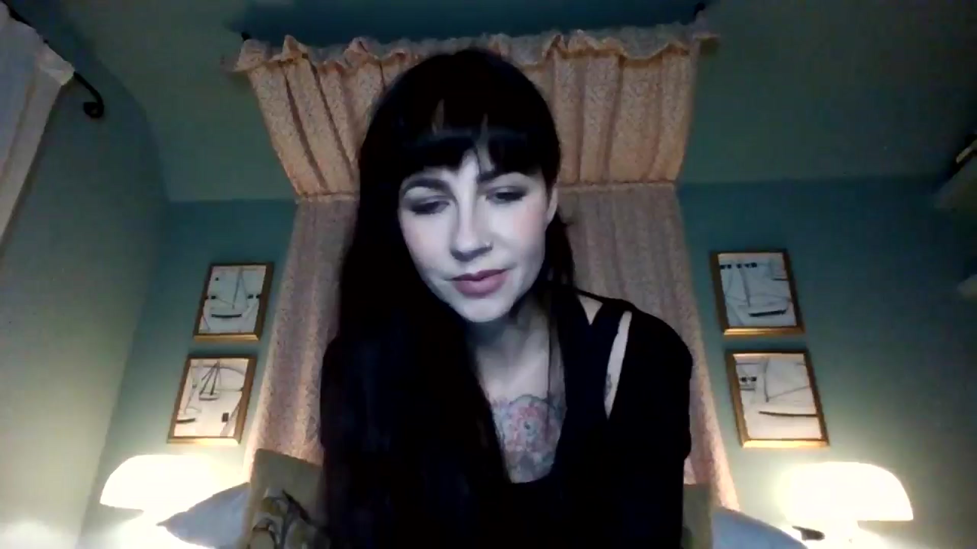Gallery image thumbnail from MargotMills_'s myfreecams stream on, 11/06/2025, 22:27 image 17 of 20