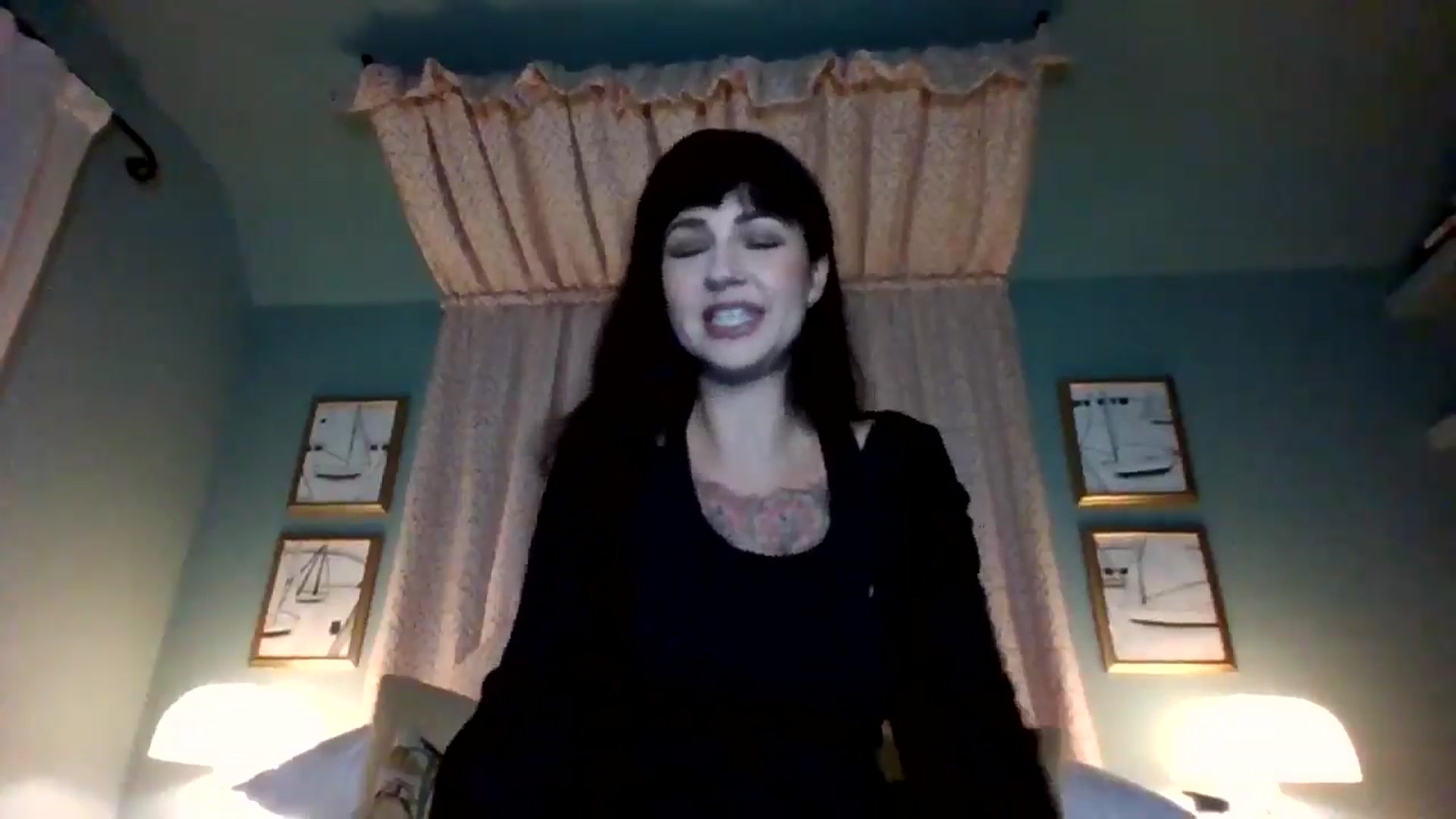 Gallery image thumbnail from MargotMills_'s myfreecams stream on, 11/06/2025, 22:27 image 12 of 20