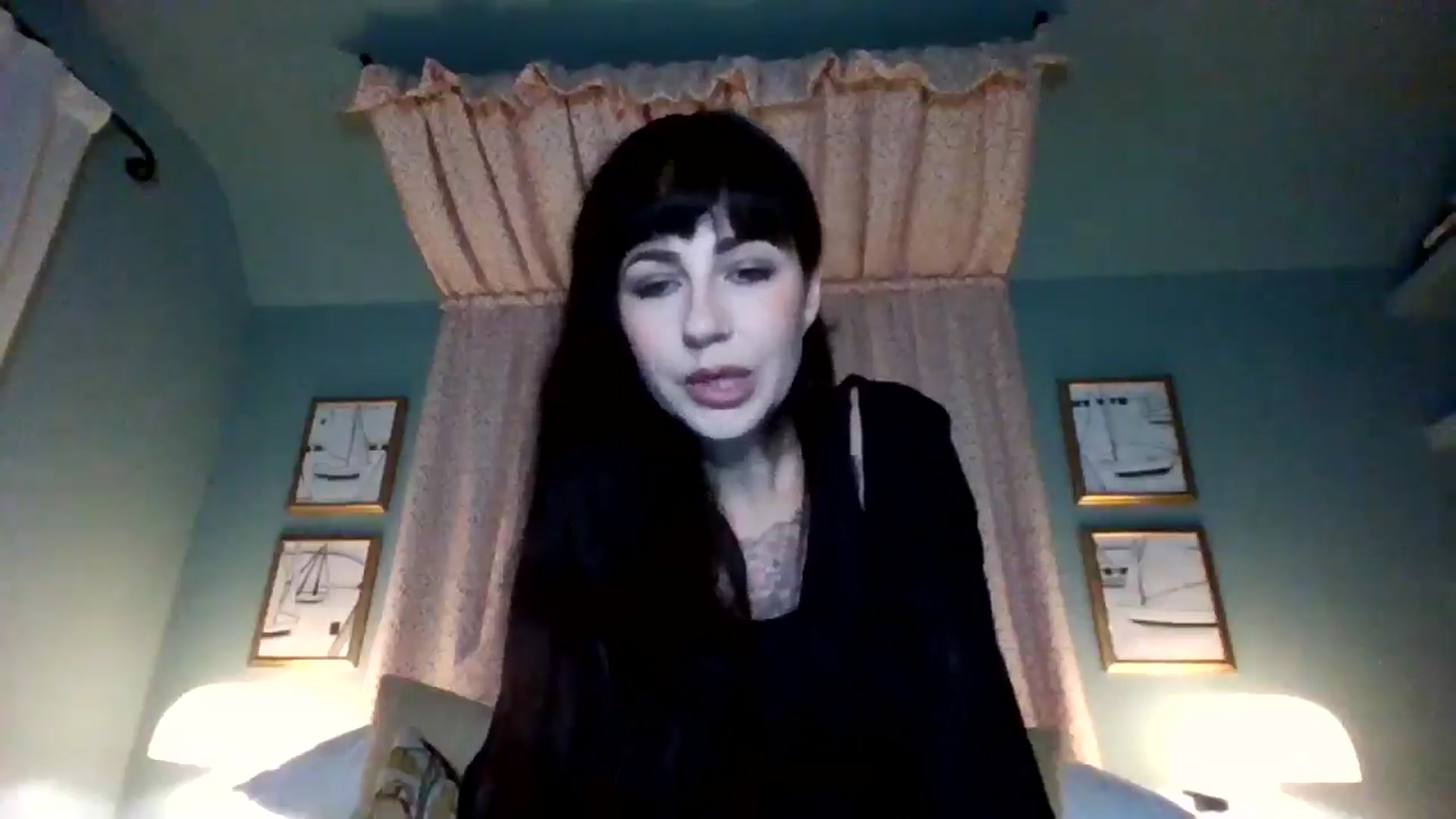 Gallery image thumbnail from MargotMills_'s myfreecams stream on, 11/06/2025, 22:27 image 15 of 20