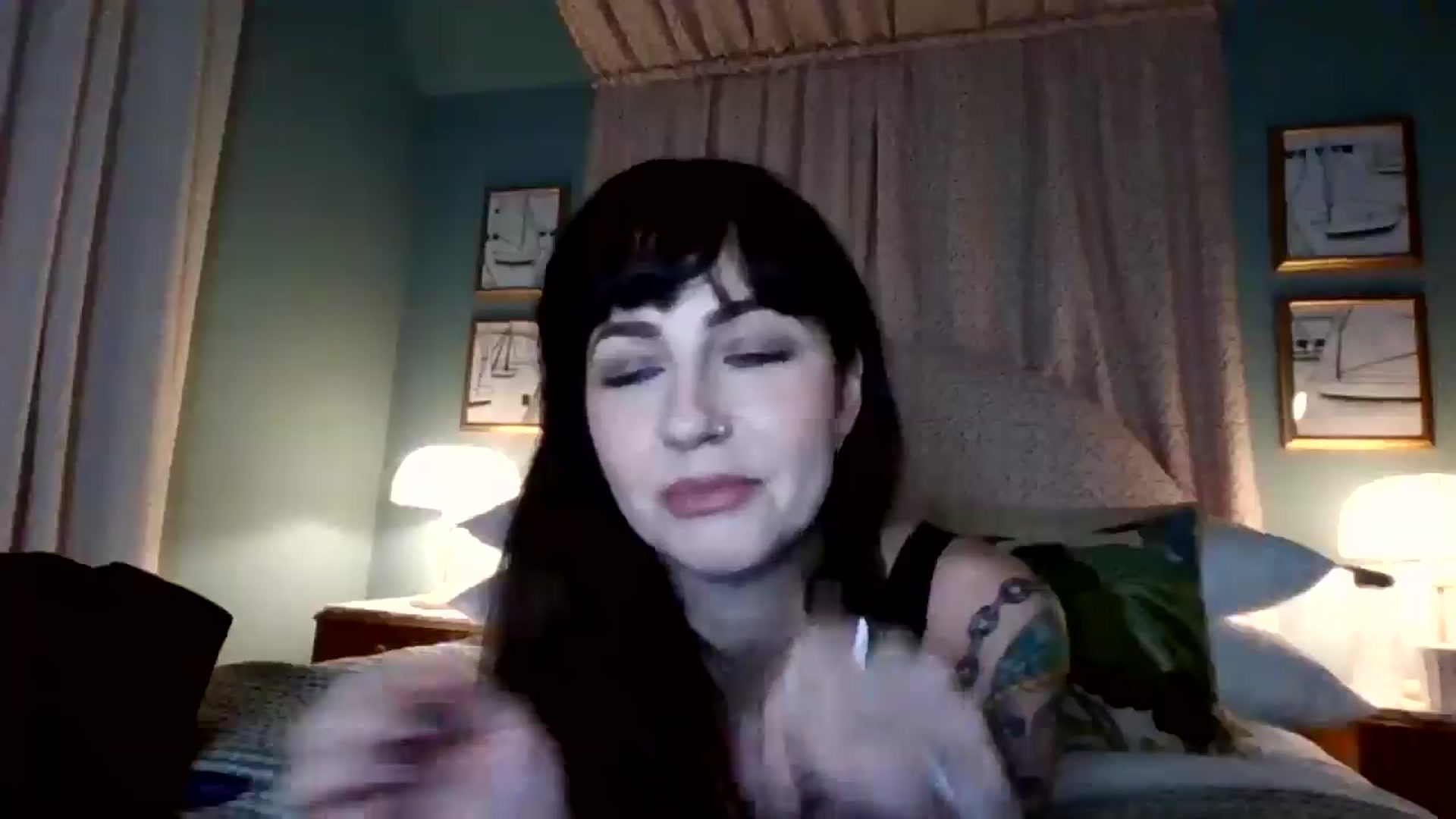 Gallery image thumbnail from MargotMills_'s myfreecams stream on, 11/07/2025, 24:02 image 2 of 20