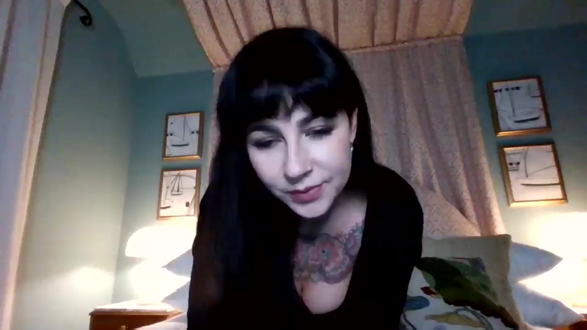 Gallery image thumbnail from MargotMills_'s myfreecams stream on, 11/09/2025, 22:15 image 7 of 20
