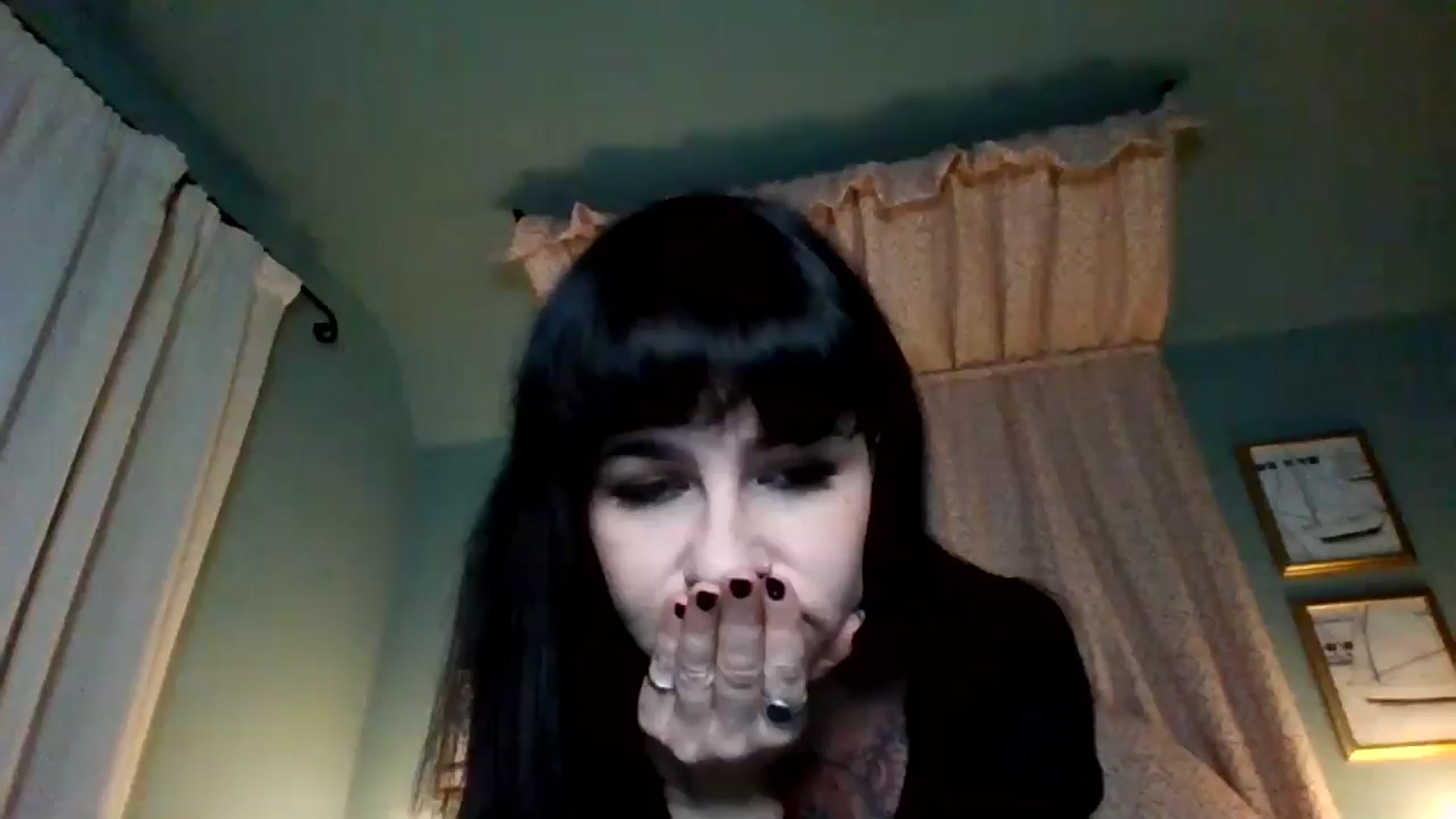 Gallery image thumbnail from MargotMills_'s myfreecams stream on, 11/09/2025, 22:15 image 5 of 20