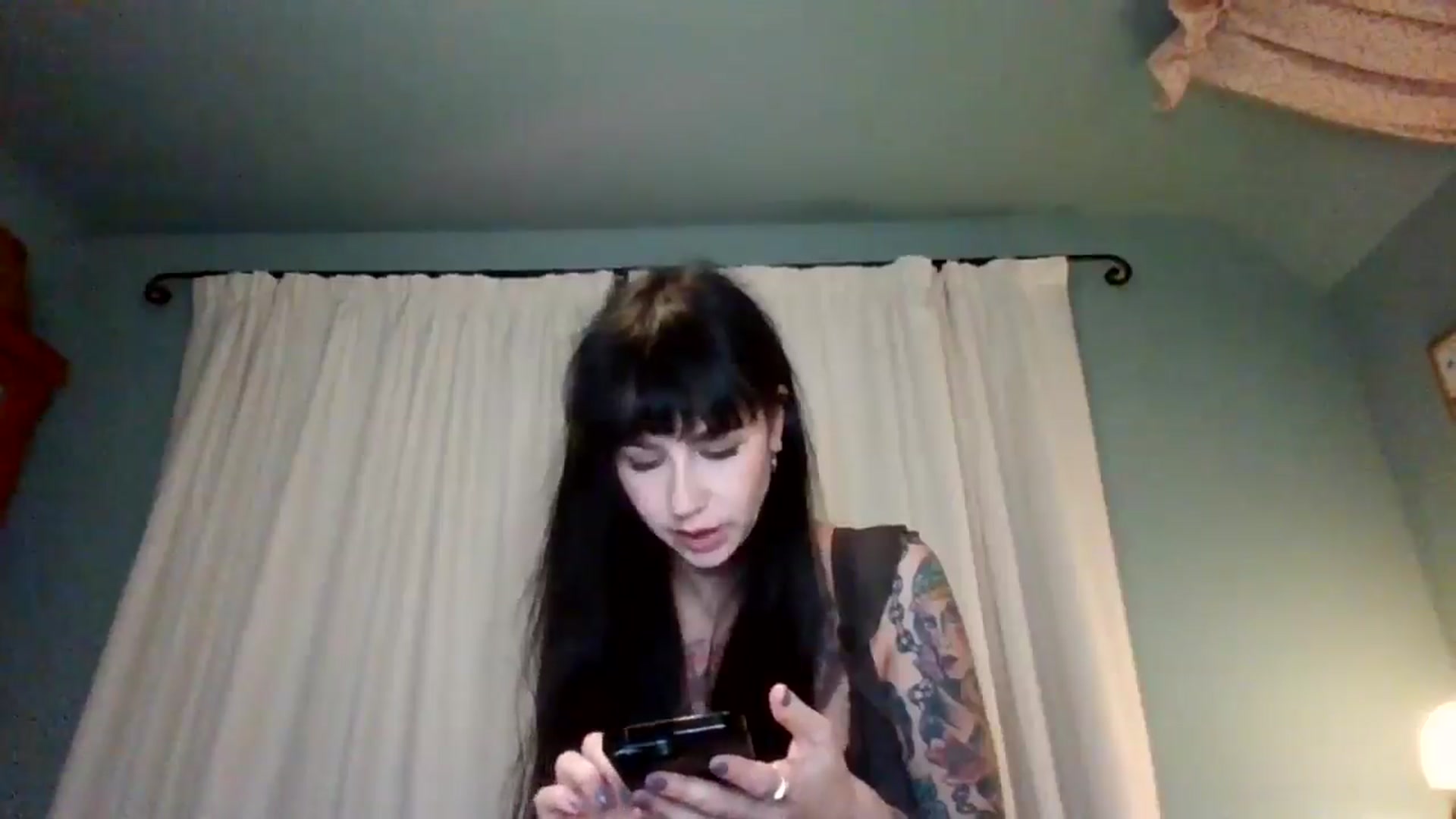 Gallery image thumbnail from MargotMills_'s myfreecams stream on, 11/10/2025, 22:39 image 2 of 20
