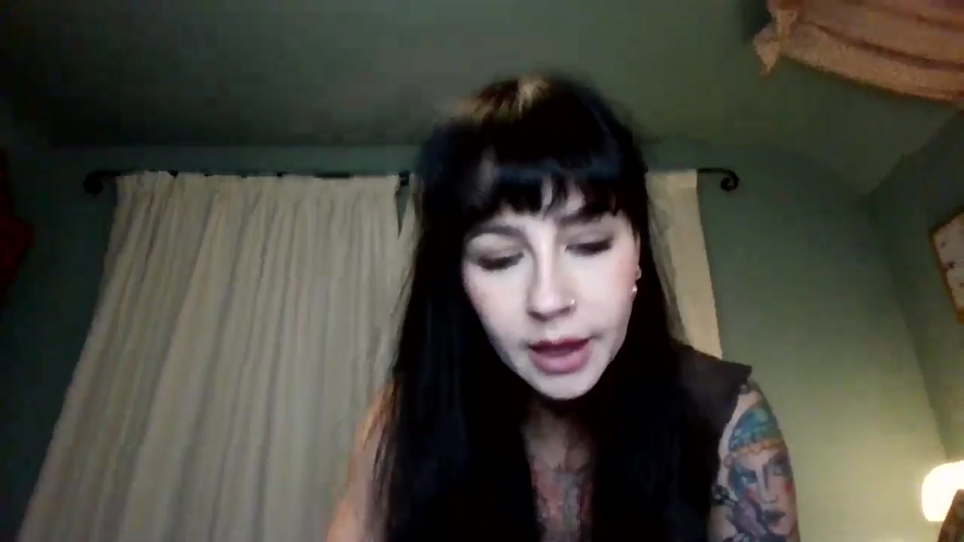 Gallery image thumbnail from MargotMills_'s myfreecams stream on, 11/10/2025, 22:39 image 3 of 20