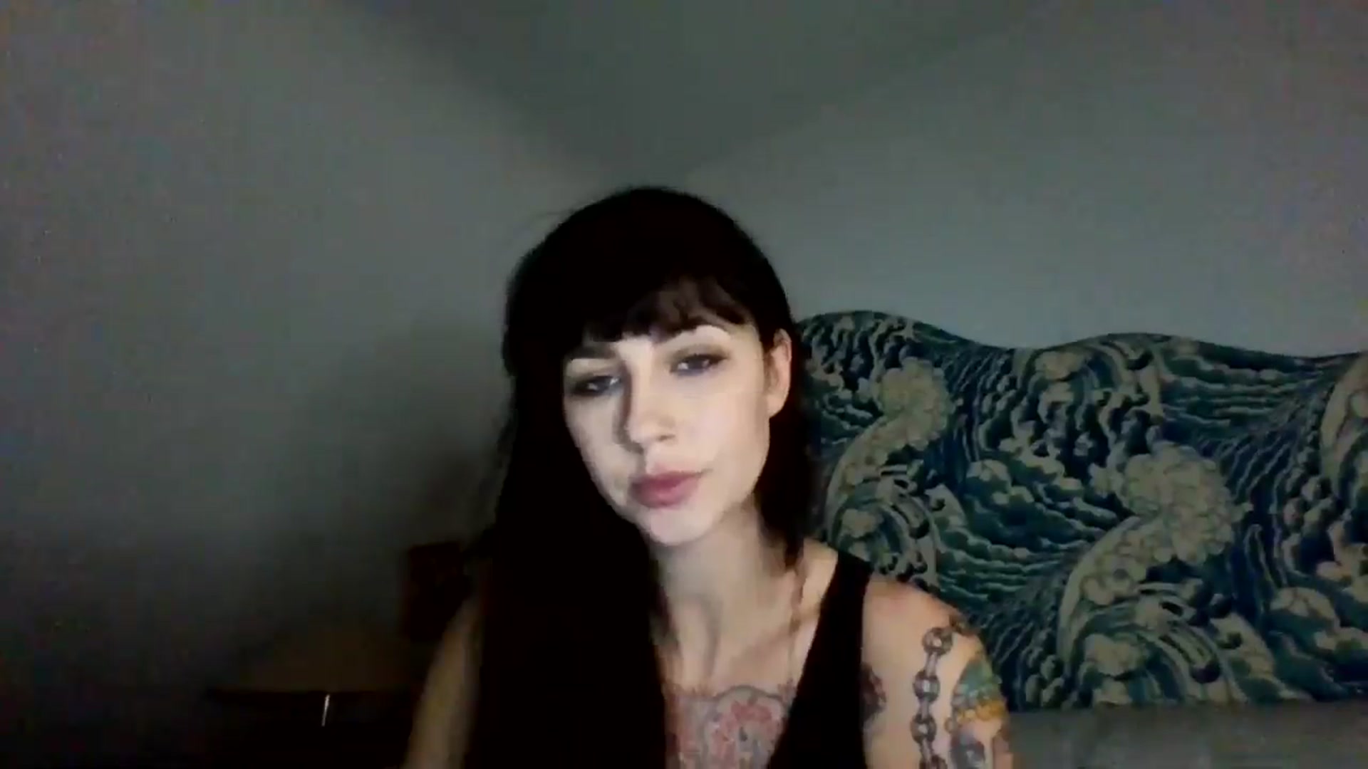 Gallery image thumbnail from MargotMills_'s myfreecams stream on, 11/14/2025, 16:11 image 10 of 20
