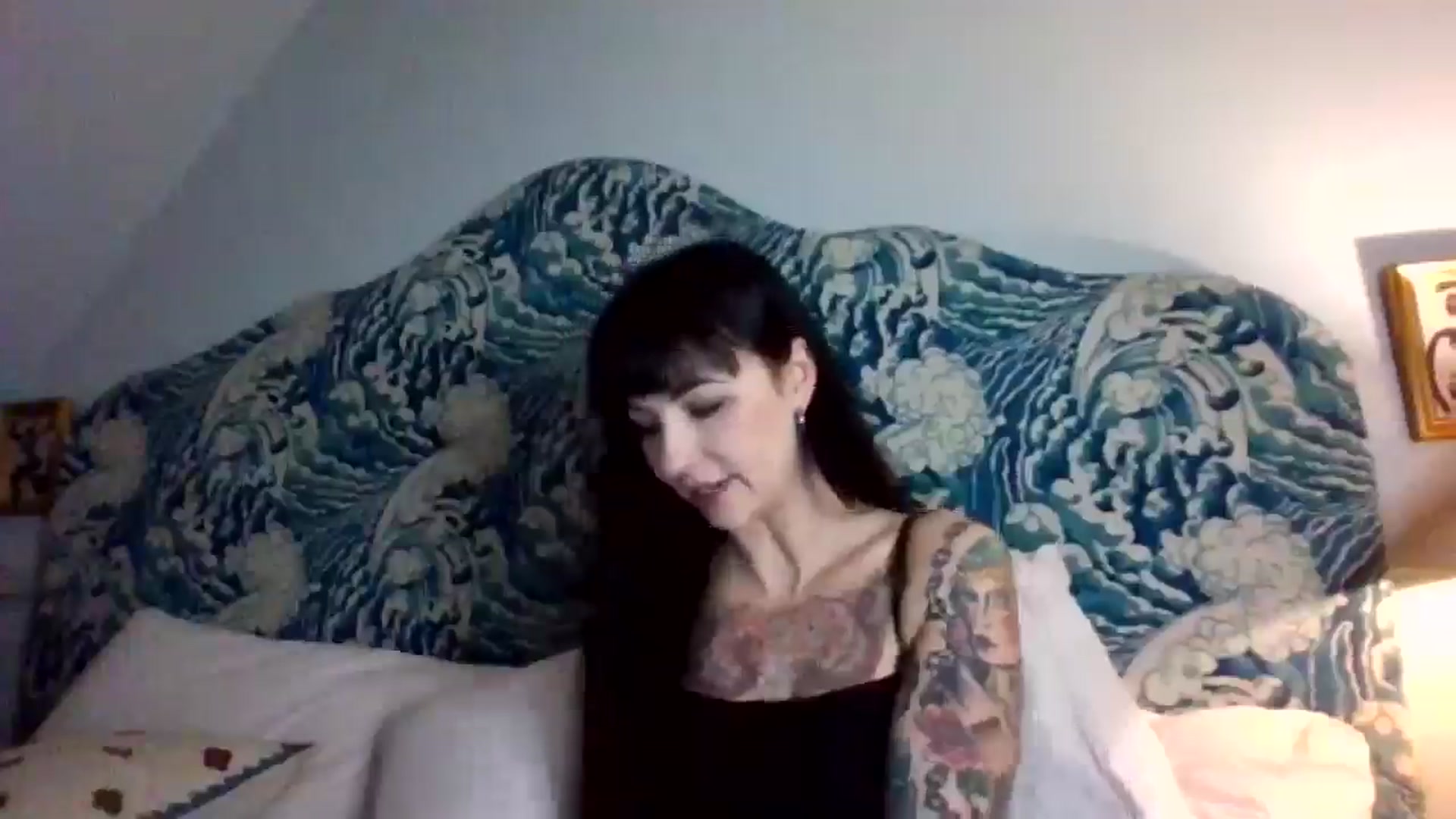 Gallery image thumbnail from MargotMills_'s myfreecams stream on, 11/21/2025, 17:01 image 14 of 20