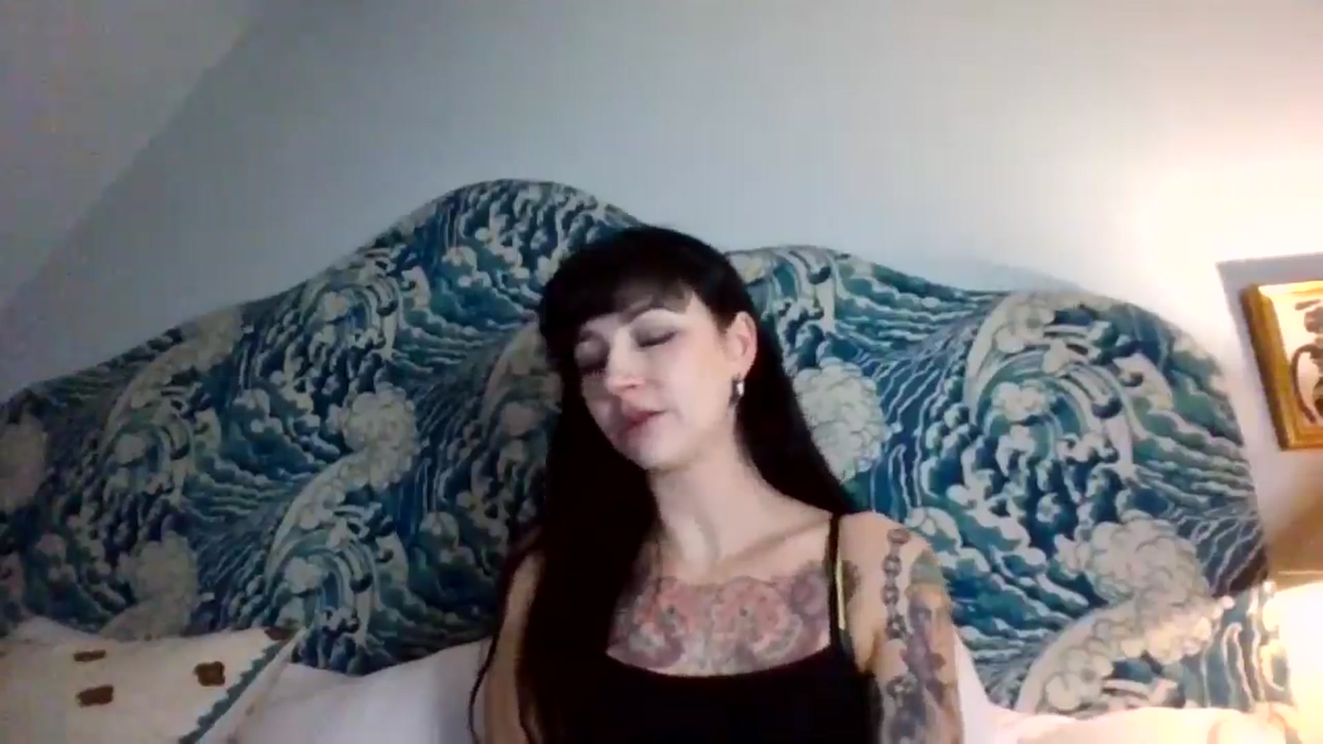 Gallery image thumbnail from MargotMills_'s myfreecams stream on, 11/21/2025, 18:49 image 20 of 20