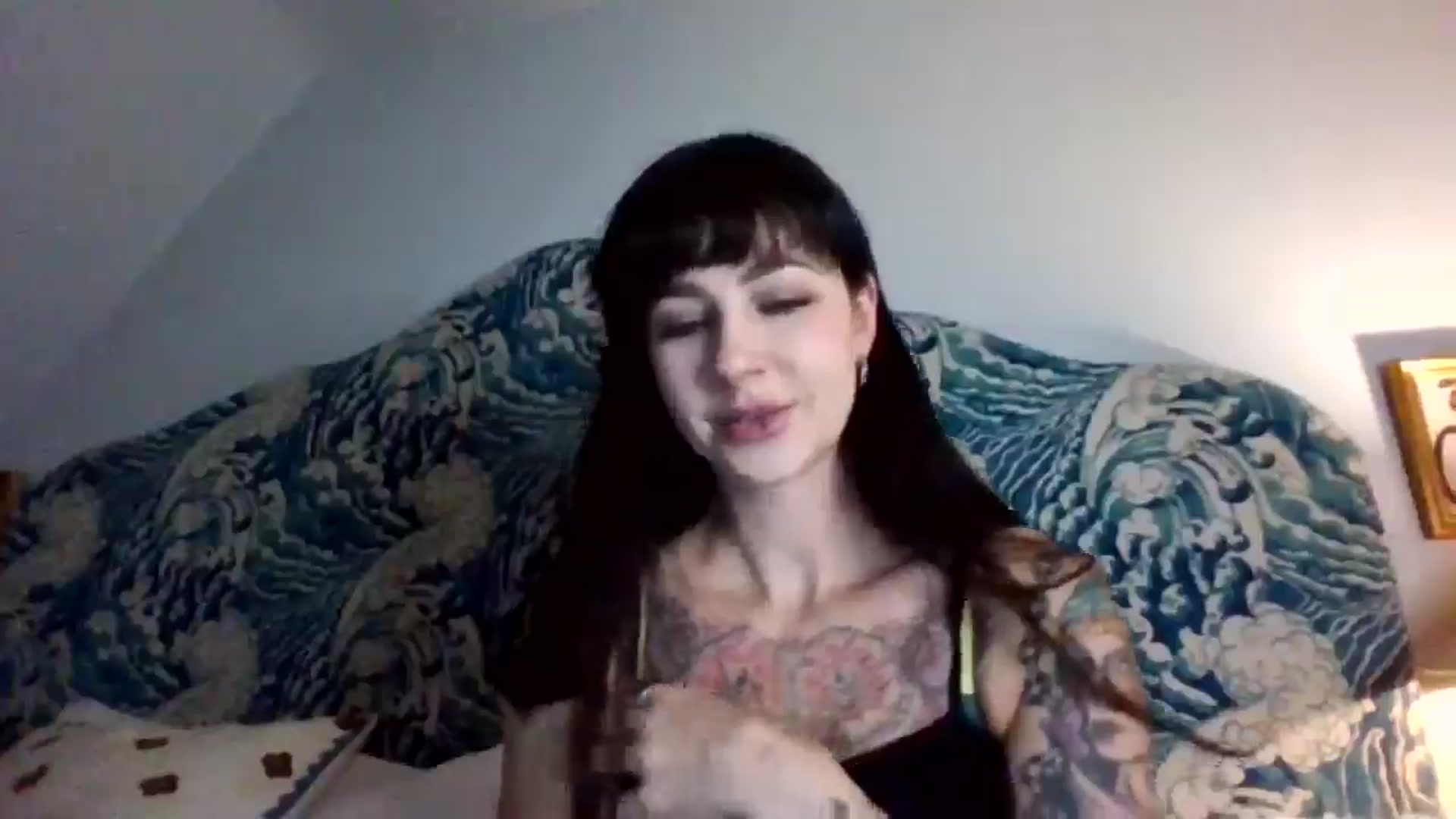 Gallery image thumbnail from MargotMills_'s myfreecams stream on, 11/21/2025, 18:49 image 16 of 20