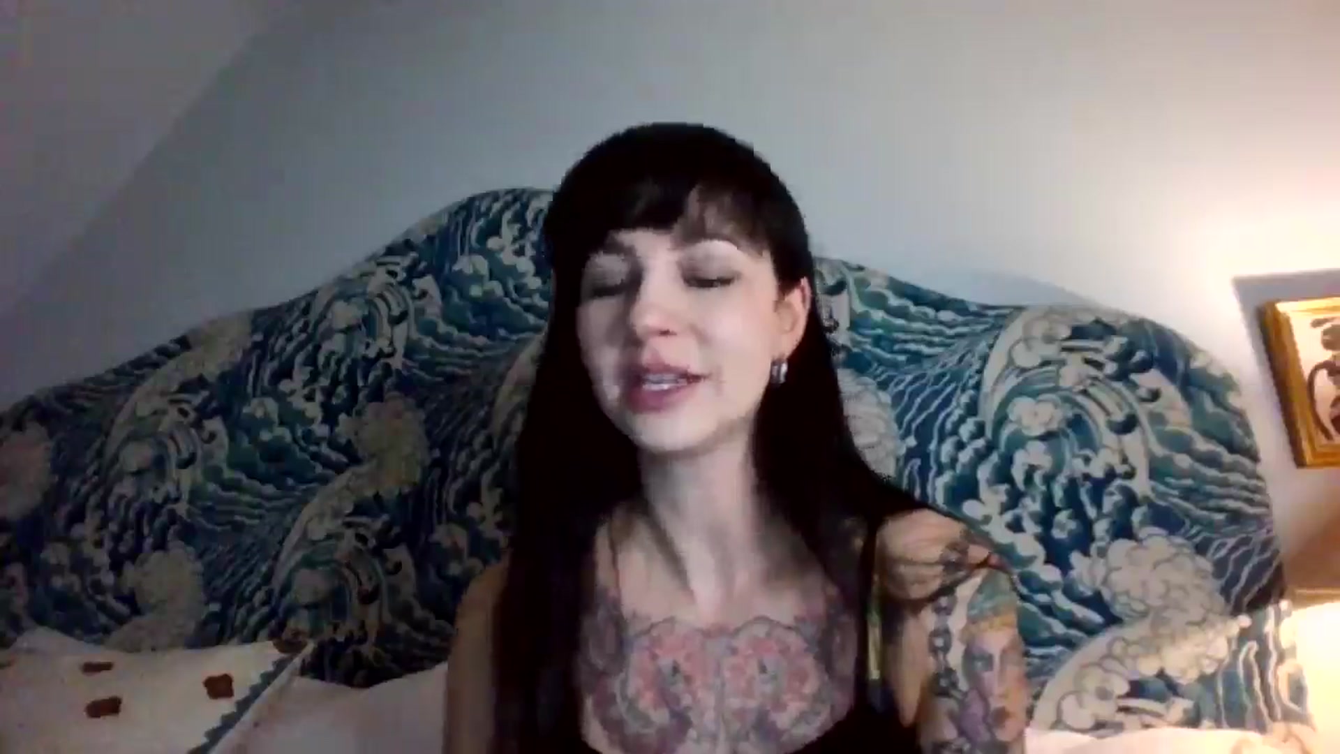 Gallery image thumbnail from MargotMills_'s myfreecams stream on, 11/21/2025, 18:49 image 18 of 20