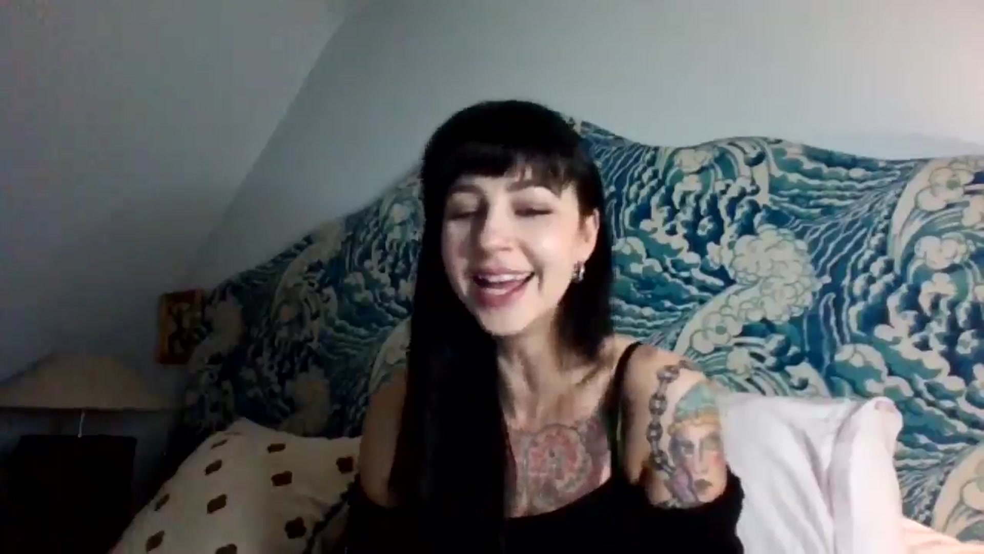 Gallery image thumbnail from MargotMills_'s myfreecams stream on, 11/21/2025, 23:07 image 4 of 20