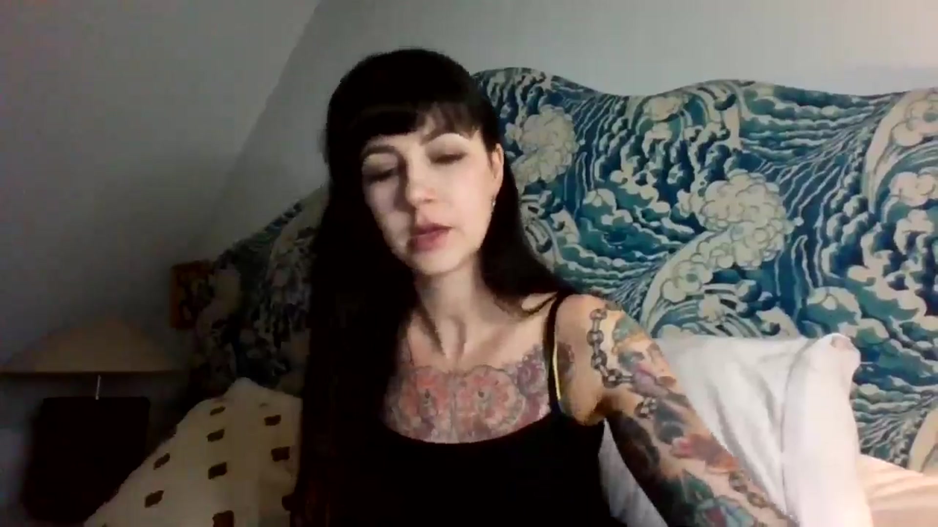 Gallery image thumbnail from MargotMills_'s myfreecams stream on, 11/21/2025, 23:07 image 20 of 20